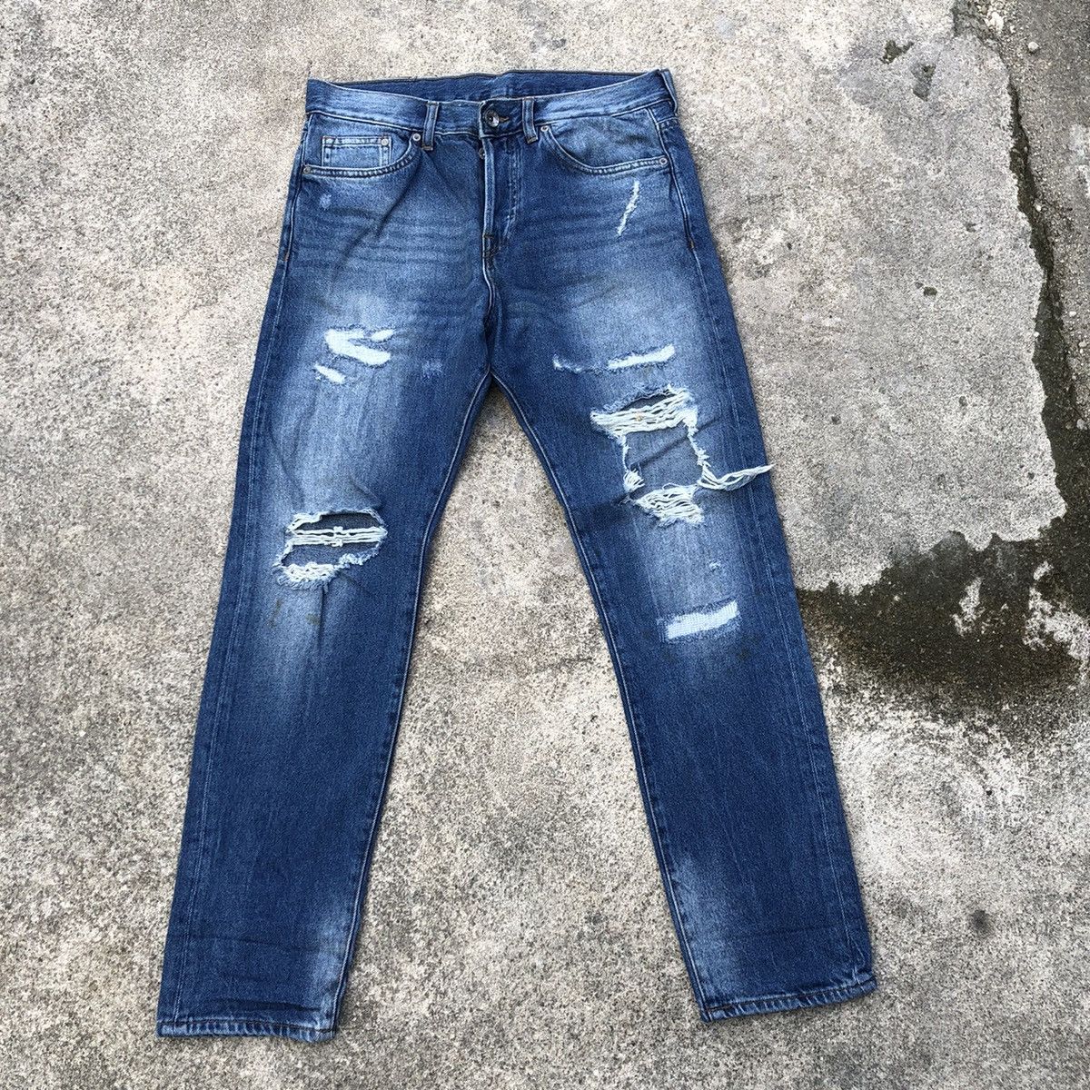 🔥Thrash🔥H&M Thrash Rips Stone Wash Slim Denim Jeans