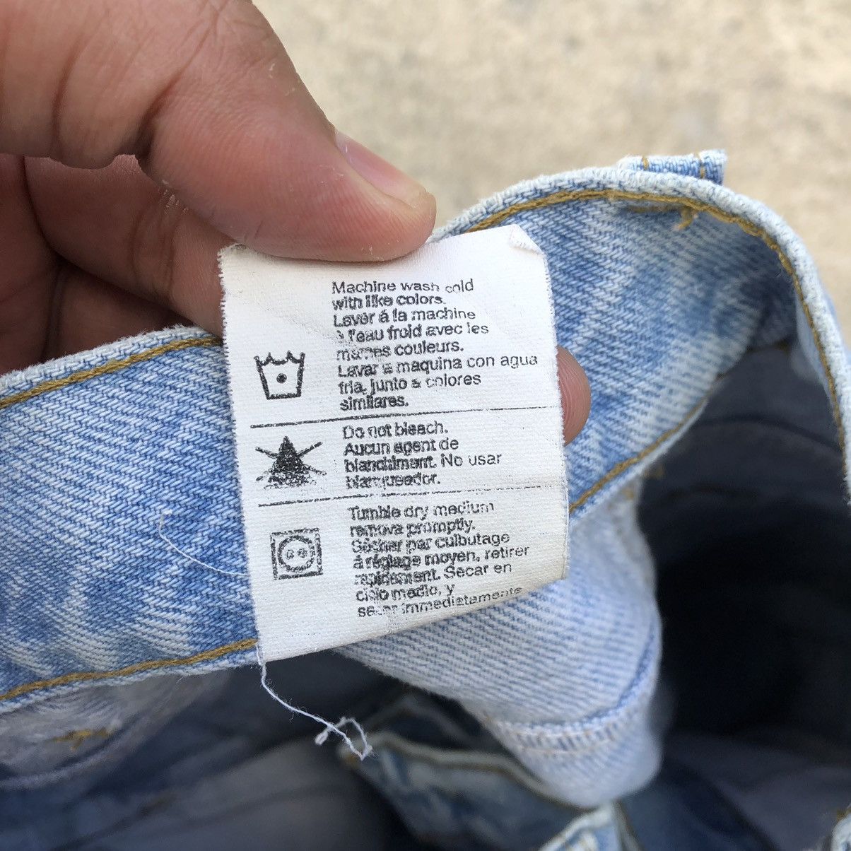 Carhartt 🔥Rare🔥Vintage Carhatt Stoned Wash Rips Denim Jeans Size US 33 - 17 Thumbnail
