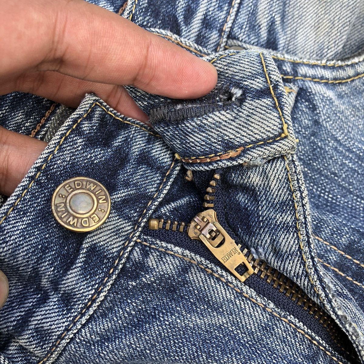 Edwin 🔥Rare🔥Vintage Edwin 503 Stone Wash Rips Distress Denim Jeans Size US 30 / EU 46 - 16 Thumbnail