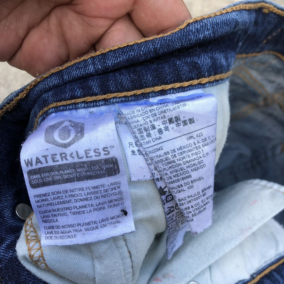 Levi's × Levi's Vintage Clothing 🔥Rare🔥Vintage Levis Stoned Wash Rips Denim Jeans Size US 33 - 17 Thumbnail