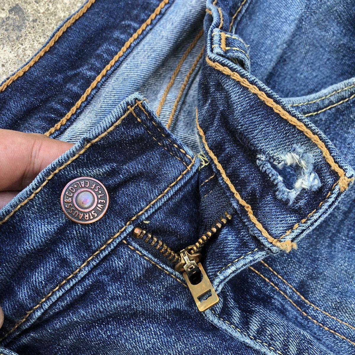 Levi's × Levi's Vintage Clothing 🔥Rare🔥Vintage Levis Stoned Wash Rips Denim Jeans Size US 33 - 13 Thumbnail