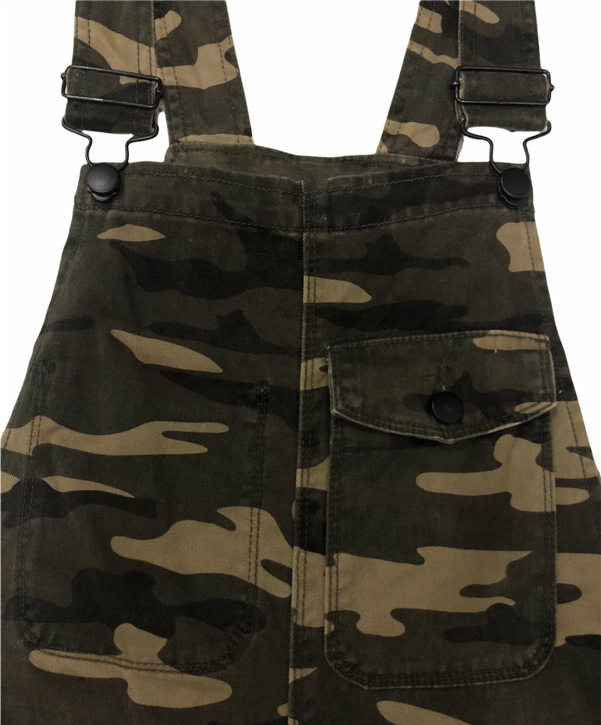 Forever 21 Forever 21 Men's Camouflage Overalls - Size Small Size US 33 - 5 Thumbnail