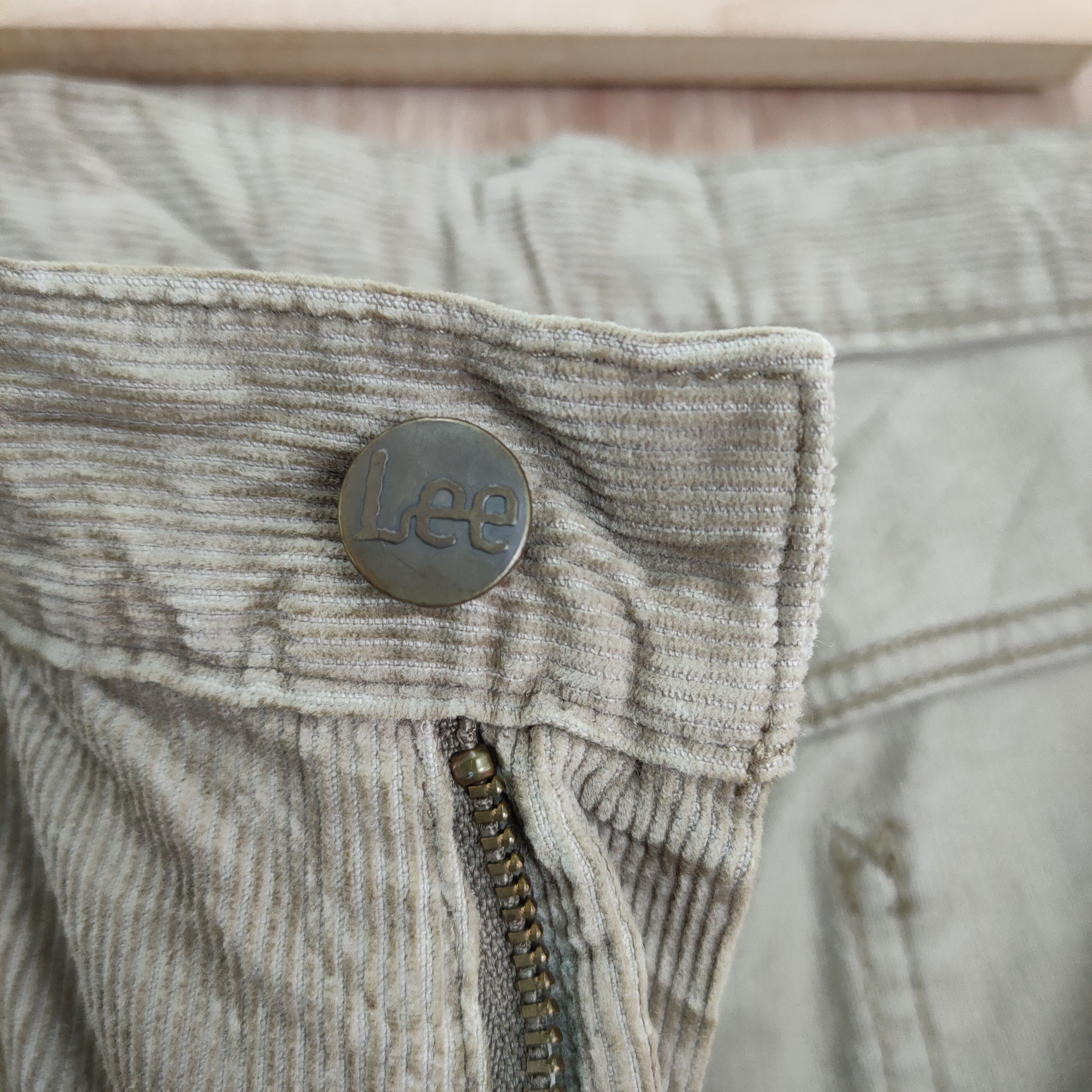 StraightFaded LEE CORDUROY FADED BROWN PANTS Size US 31 - 7 Thumbnail