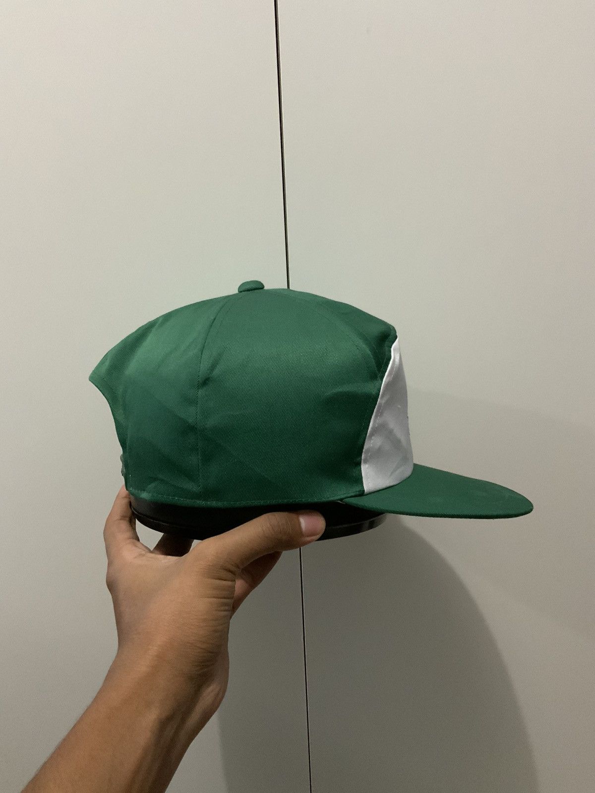 Japanese Brand 25th Anniversary HGU Zipper Hat Cap Size ONE SIZE - 2 Thumbnail