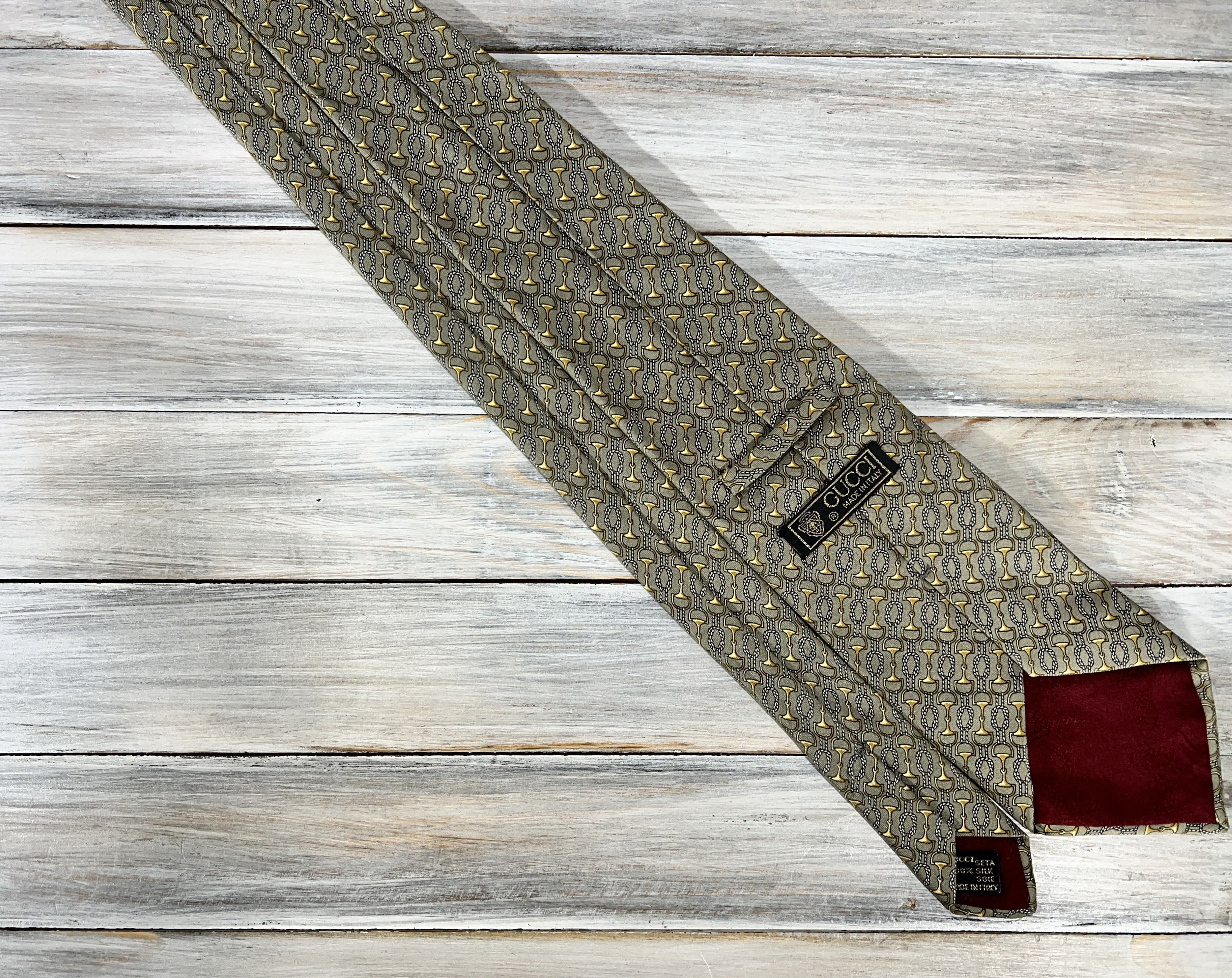 Gucci Gucci 100% Silk Tie Italy All Over Print Graphic Very Rare Size ONE SIZE - 4 Thumbnail