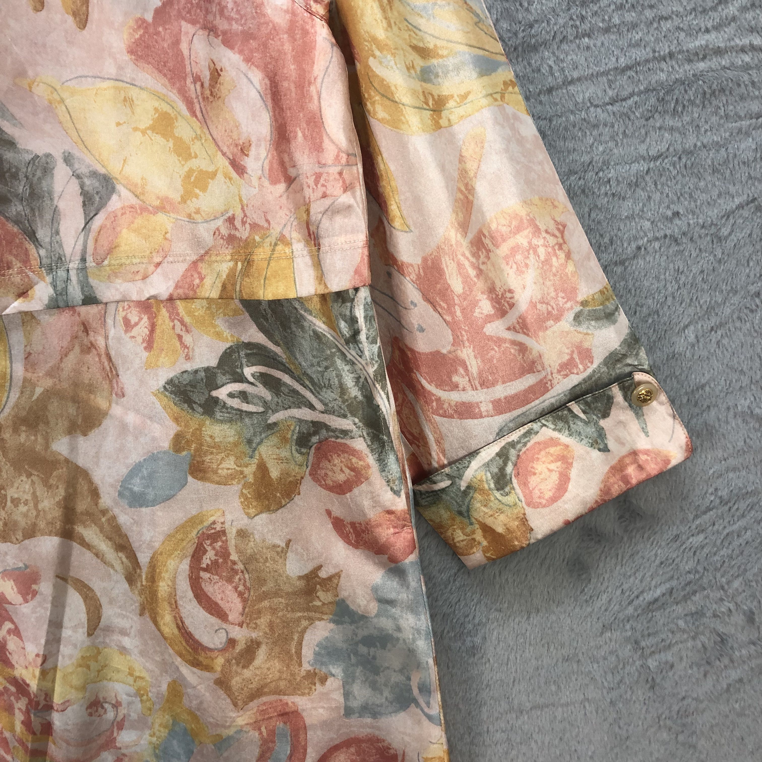 Japanese Brand VINTAGE 90's FLORAL PRINTED BLOUSE STREET FASHION #6684-79 Size M / US 6-8 / IT 42-44 - 5 Thumbnail