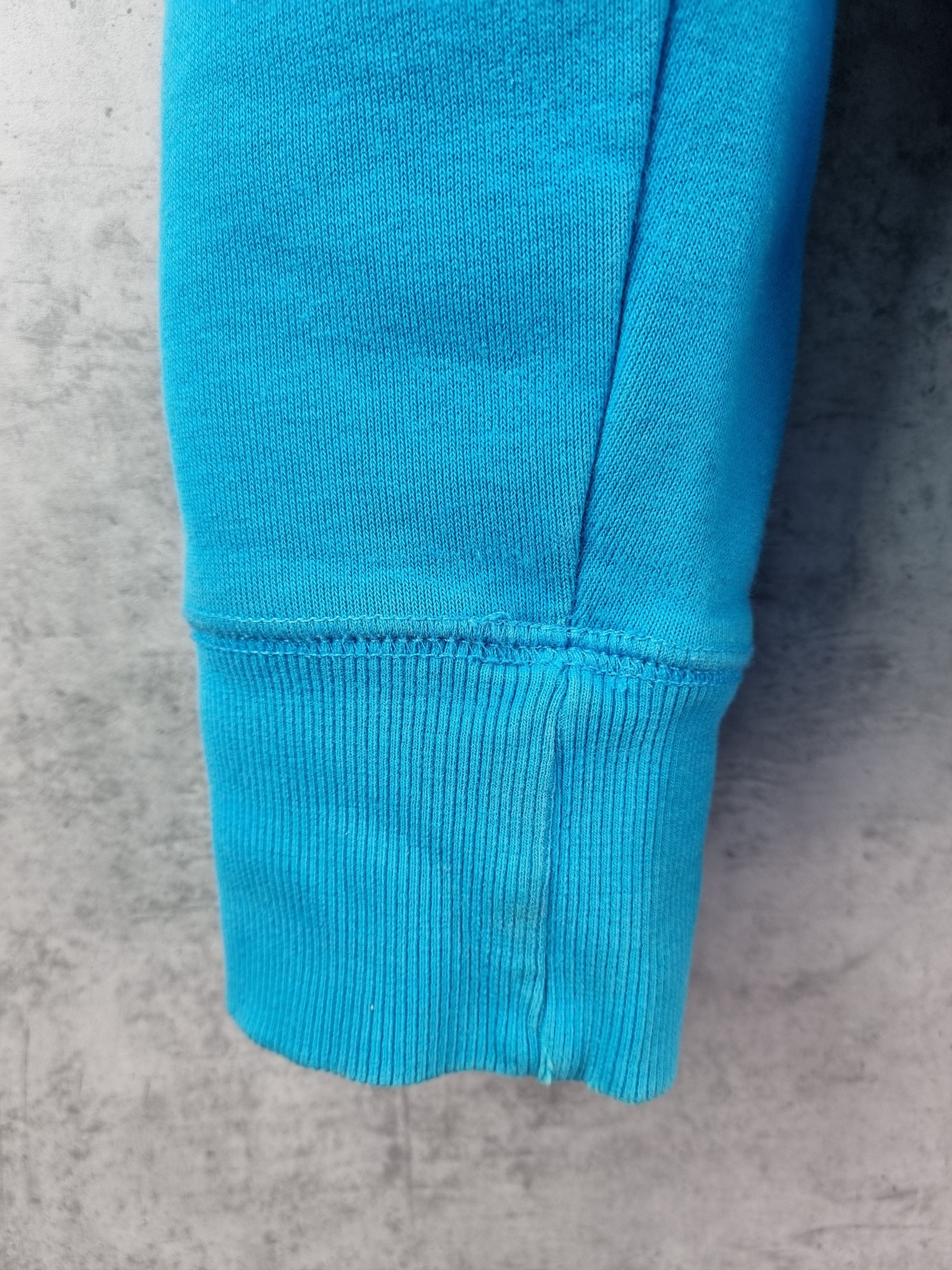 Carhartt × Carhartt Wip Rare Carhartt Blue Sky Hoodie Size US L / EU 52-54 / 3 - 10 Thumbnail