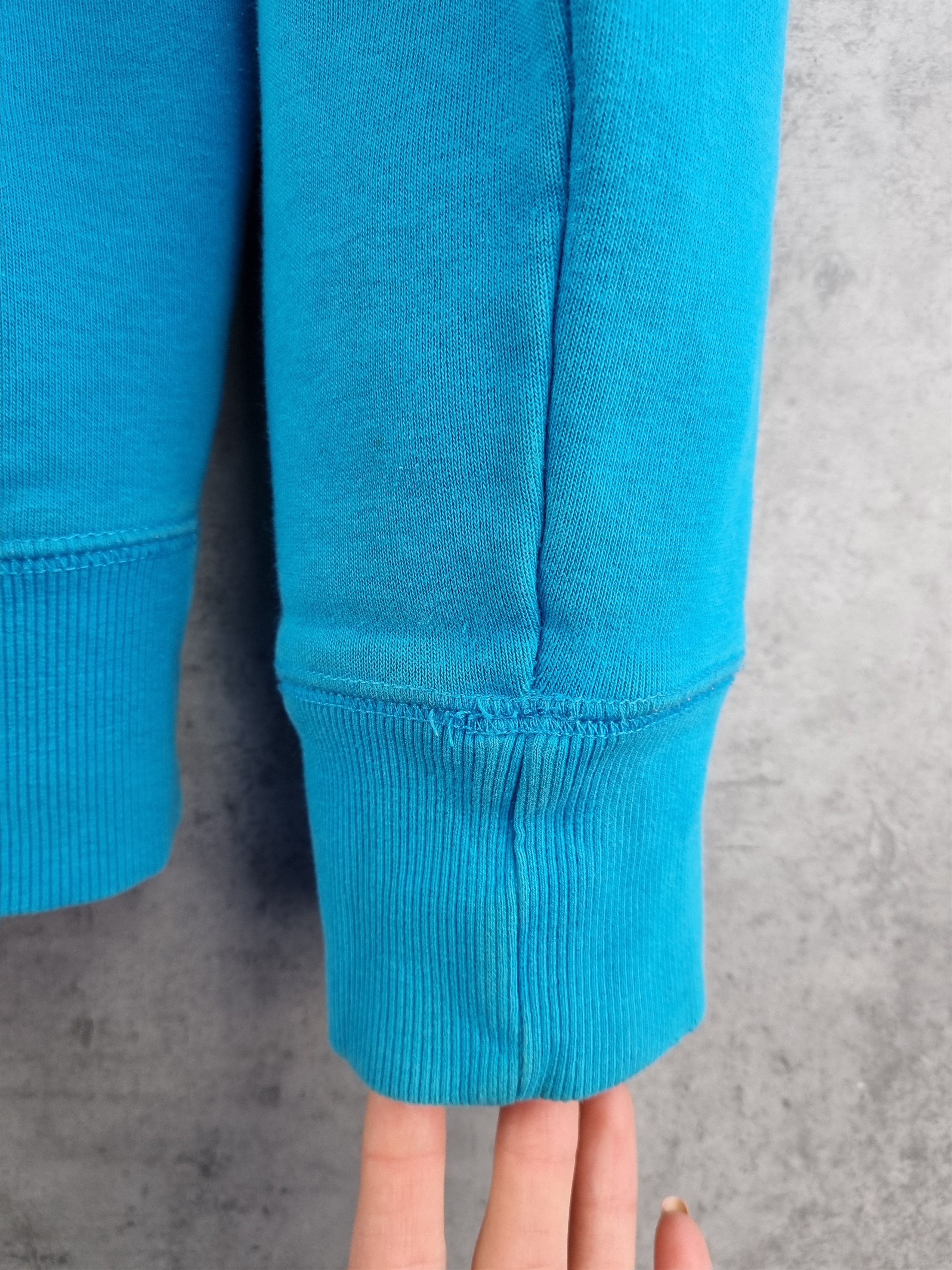Carhartt × Carhartt Wip Rare Carhartt Blue Sky Hoodie Size US L / EU 52-54 / 3 - 11 Thumbnail