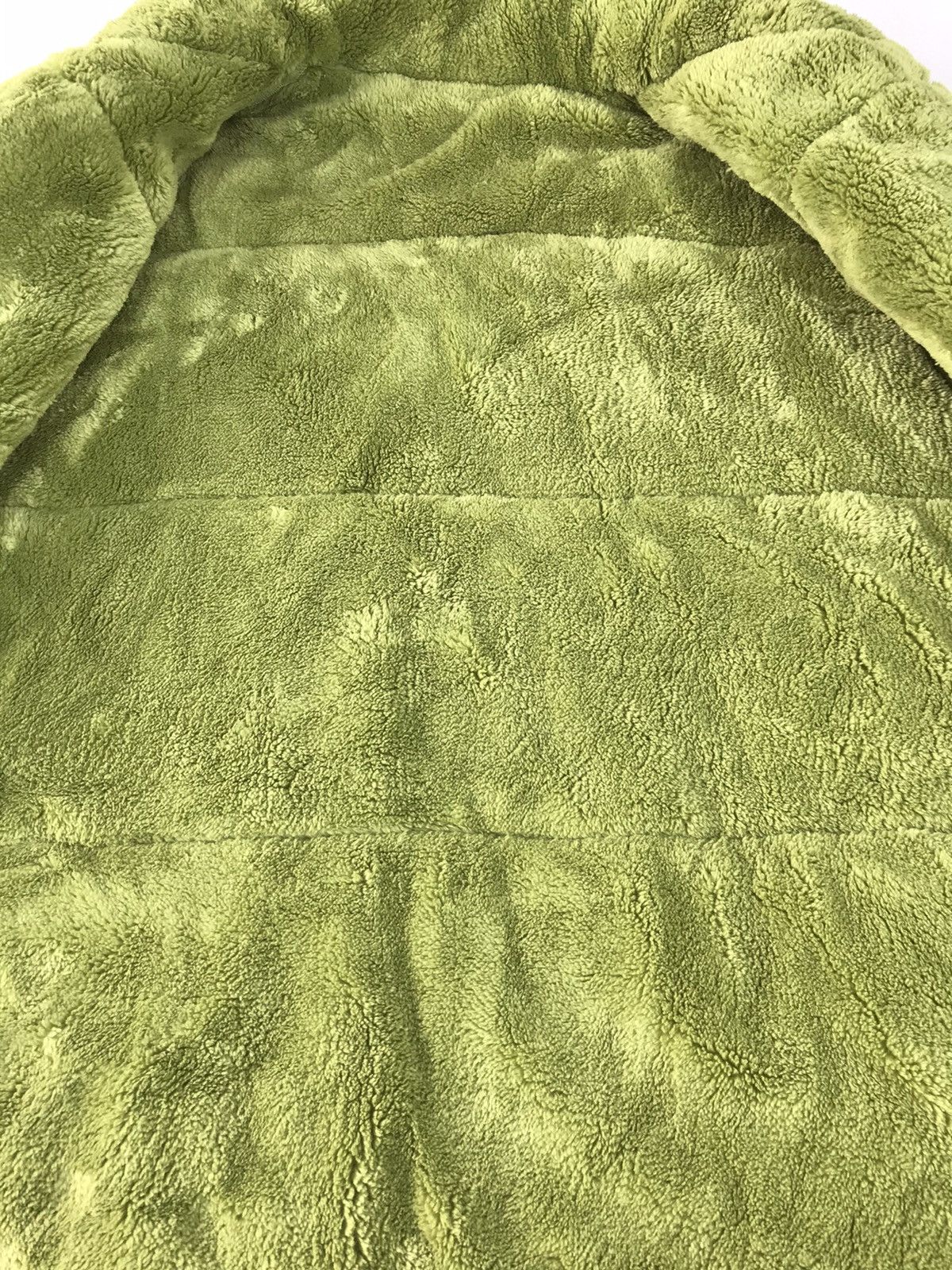 Vintage Vintage Japanese Brand Fluffy Insulated Vest Double Pocket Size US M / EU 48-50 / 2 - 5 Thumbnail