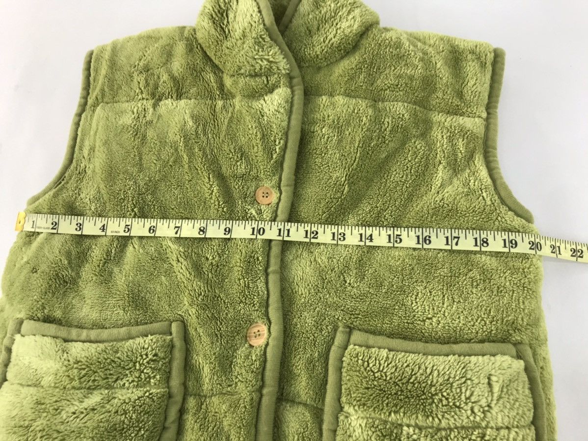 Vintage Vintage Japanese Brand Fluffy Insulated Vest Double Pocket Size US M / EU 48-50 / 2 - 8 Thumbnail