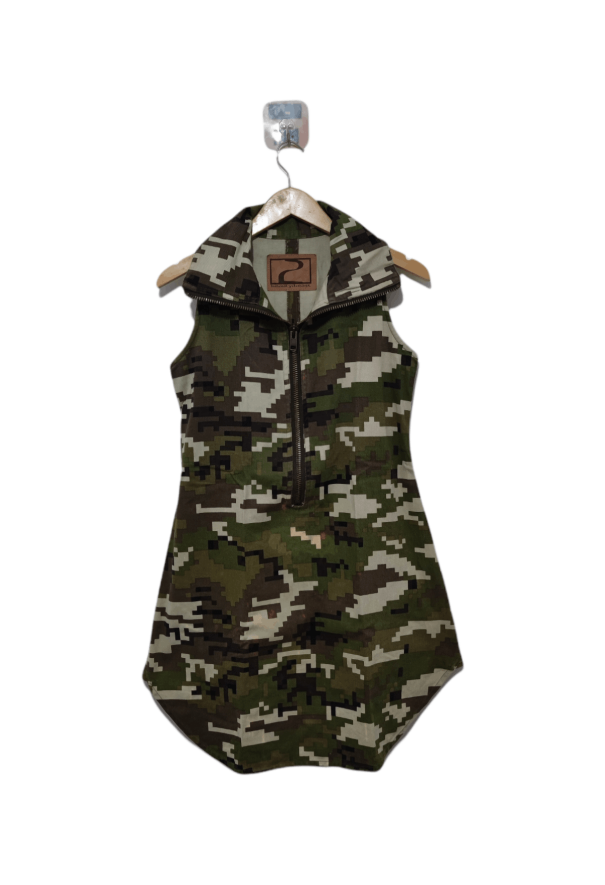 image of 20471120 x Beauty Beast Sleeve Less | Womens in Camo (Size Medium)