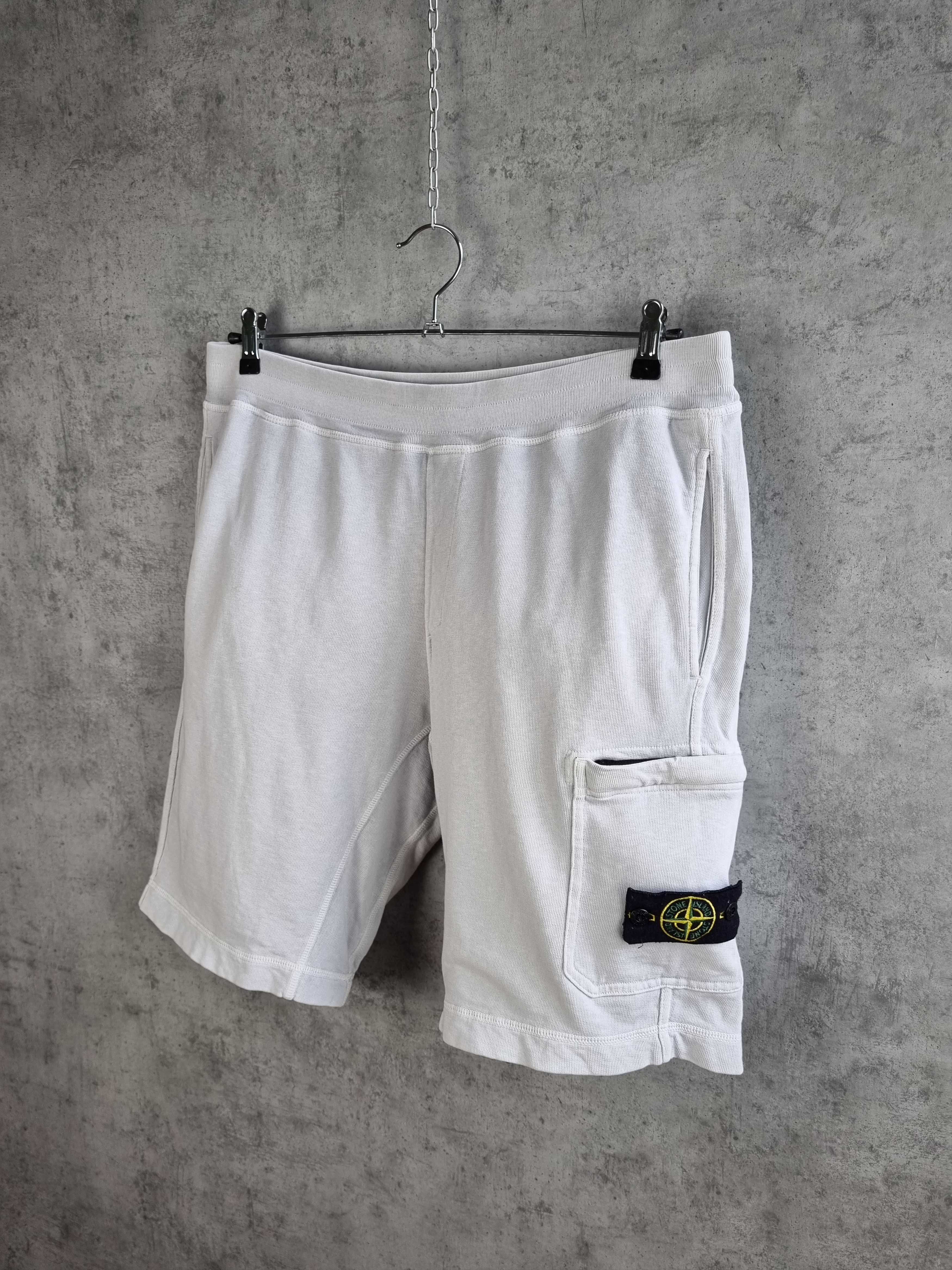 Stone Island STONE ISLAND Patch Shorts in rare size Size US 33 - 3 Thumbnail