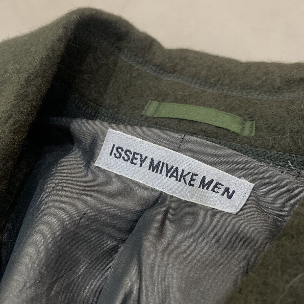 Issey Miyake 🔥AW09 Issey Miyake Men Double Breasted Fluffy Hair Coat Size US M / EU 48-50 / 2 - 10 Thumbnail