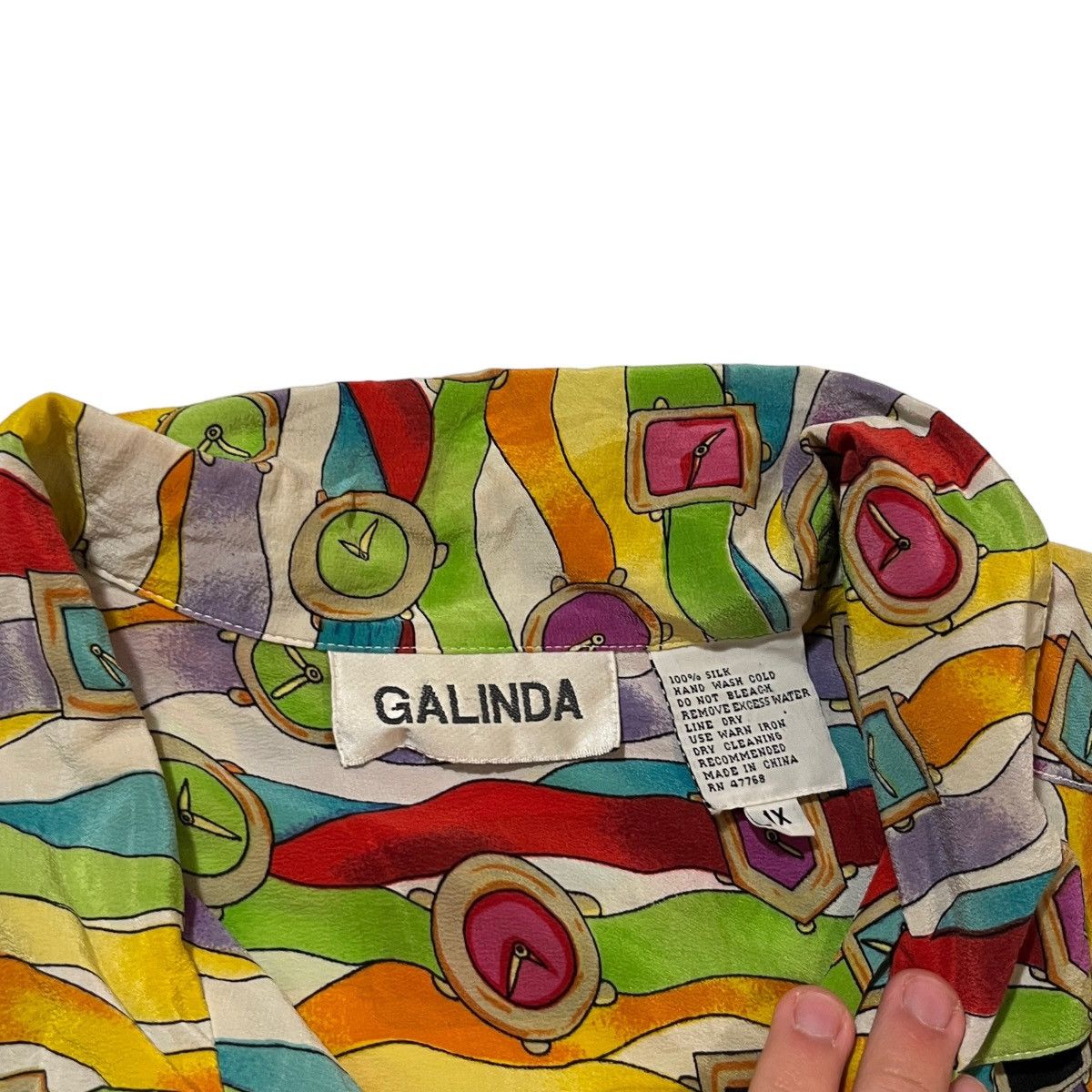 Vintage Vintage Silk Galinda Clocks and Watches Button Shirt Size US XL / EU 56 / 4 - 2 Thumbnail