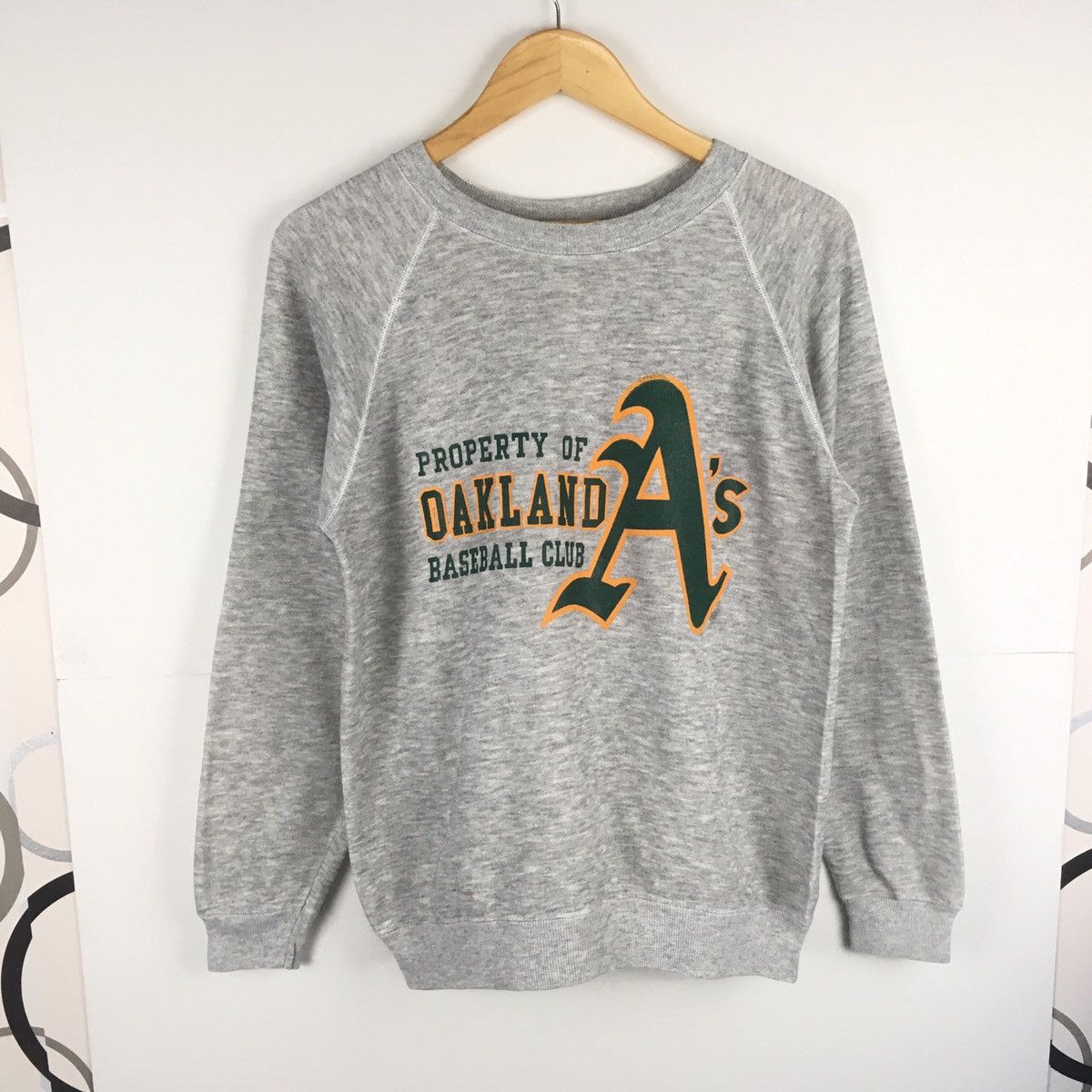 Hanes × Vintage Vintage Hanes Oakland Baseball Club Medium Size Sweatshirt Size US M / EU 48-50 / 2 - 2 Thumbnail