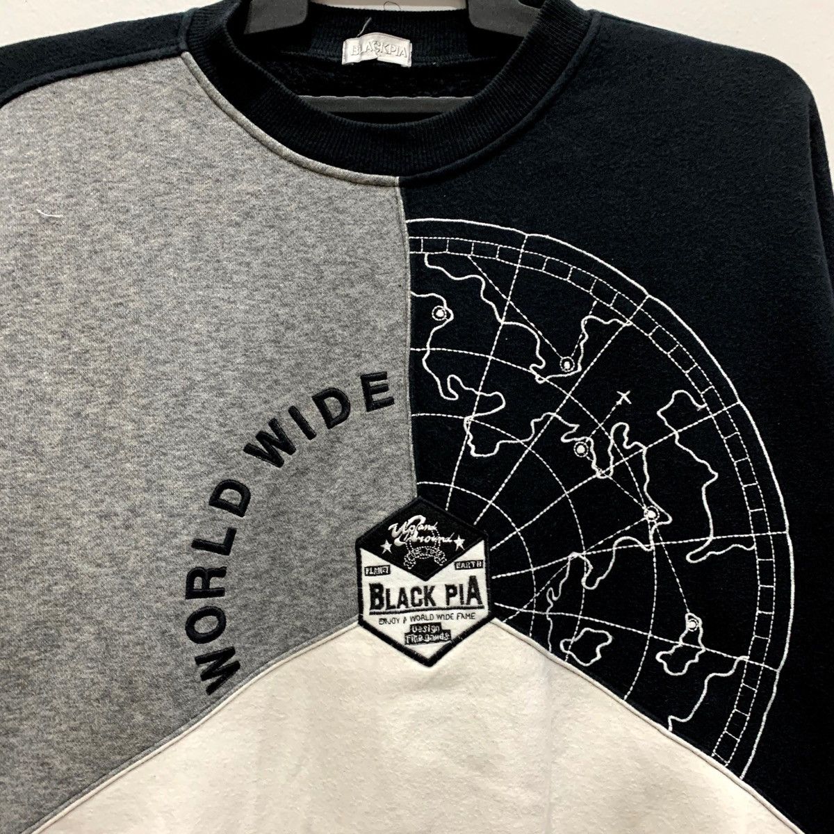 Designer × Japanese Brand × Vintage BLACK PIA Sweatshirt Size L Fits XL Size US XL / EU 56 / 4 - 2 Thumbnail