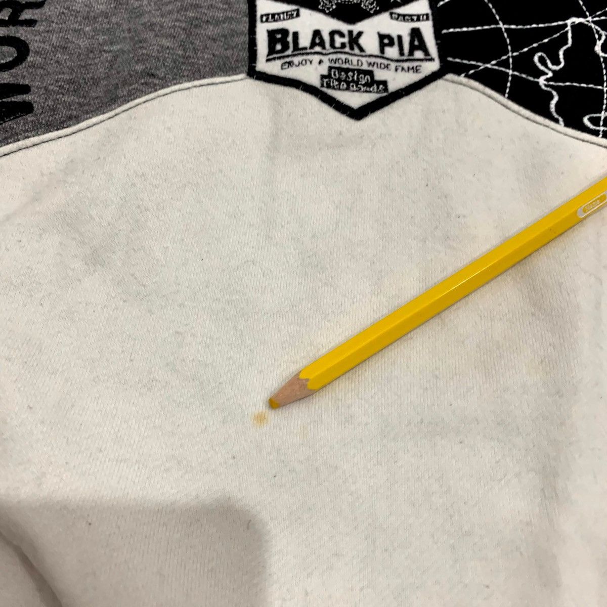 Designer × Japanese Brand × Vintage BLACK PIA Sweatshirt Size L Fits XL Size US XL / EU 56 / 4 - 8 Thumbnail