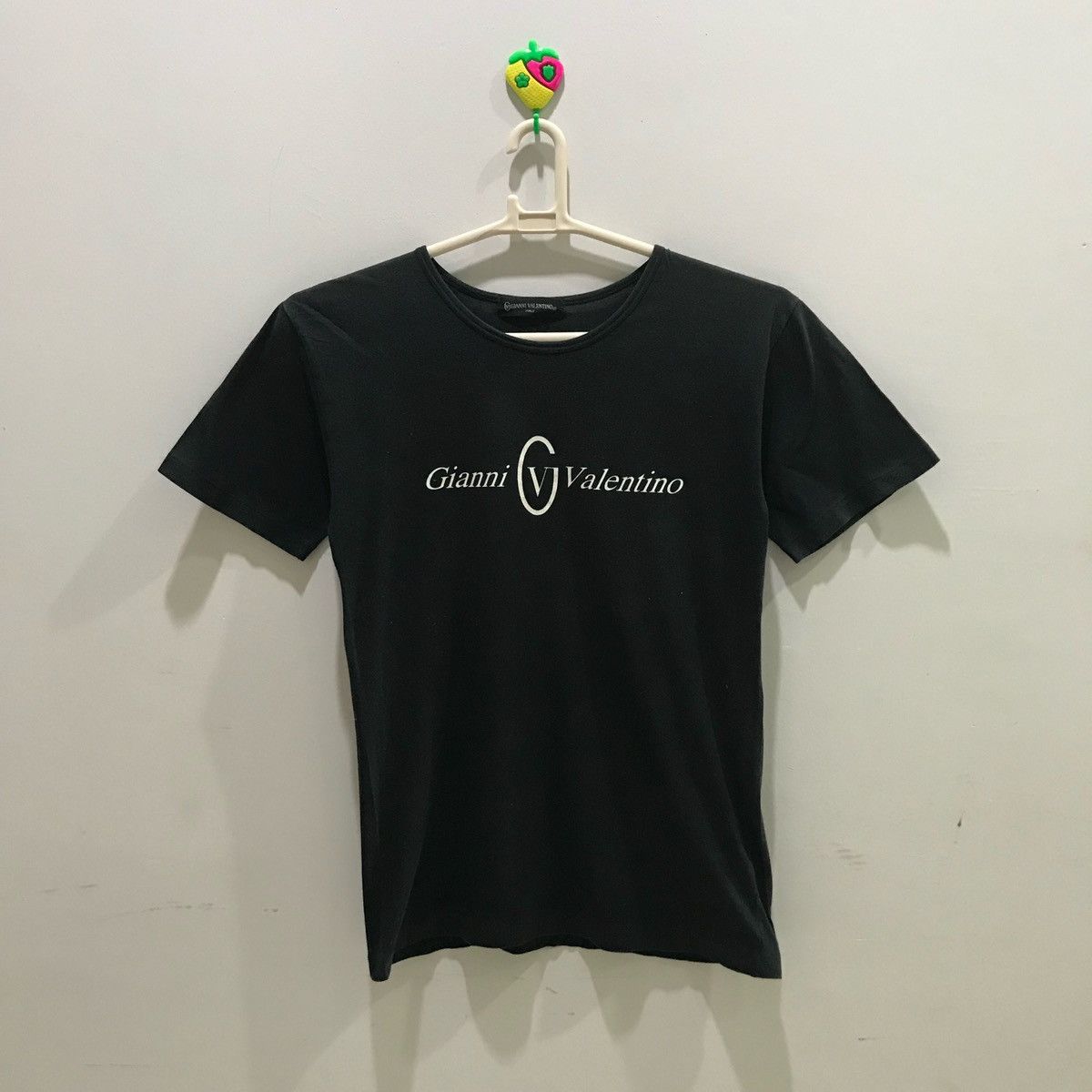 Gianni Valentino × Japanese Brand × Vintage GIANNI VALENTINO ITALY Tee Size S Size US S / EU 44-46 / 1 - 1 Thumbnail