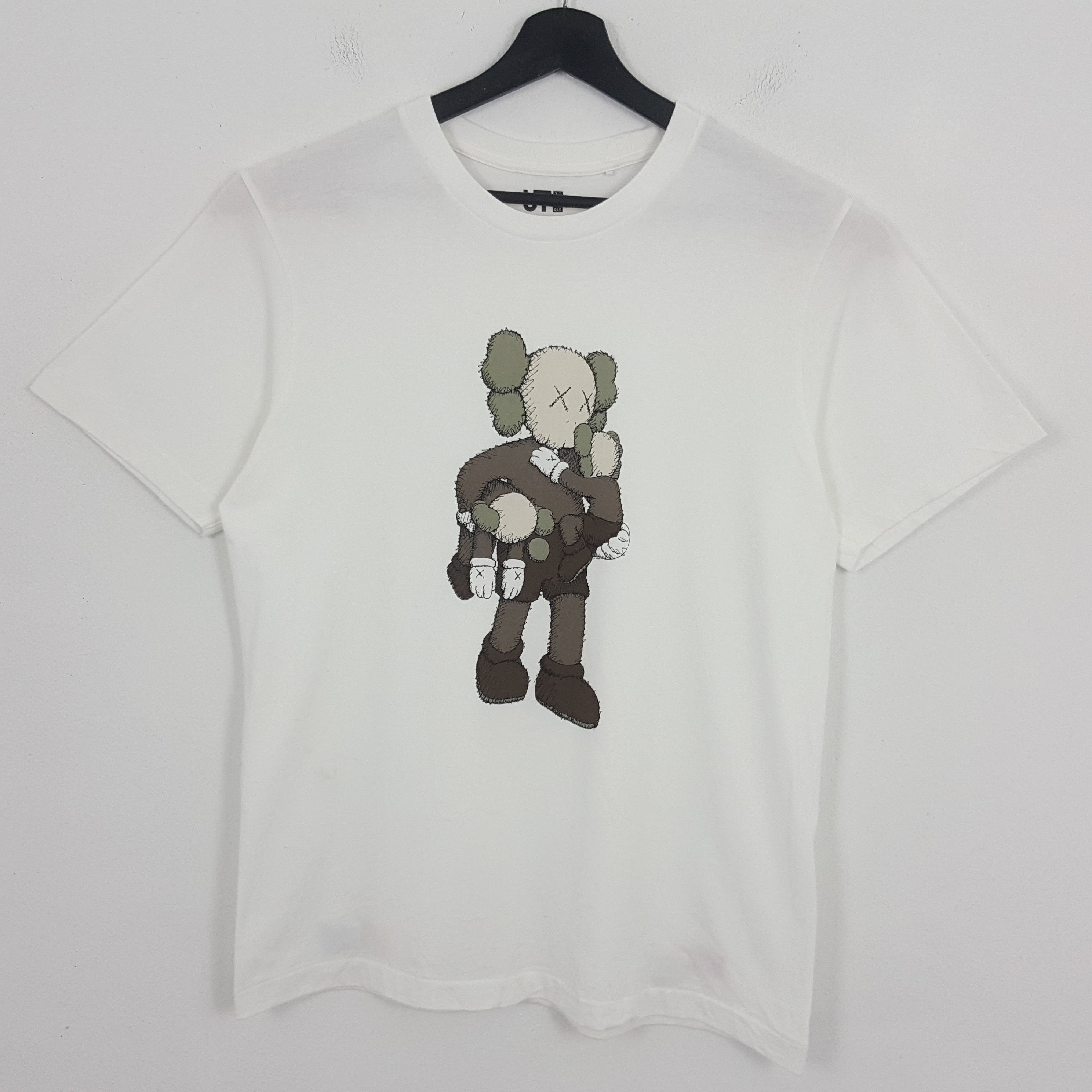 Japanese Brand × Kaws × Vintage KAWS x Japanese Brand Logo Design T-shirt Size US M / EU 48-50 / 2 - 1 Thumbnail
