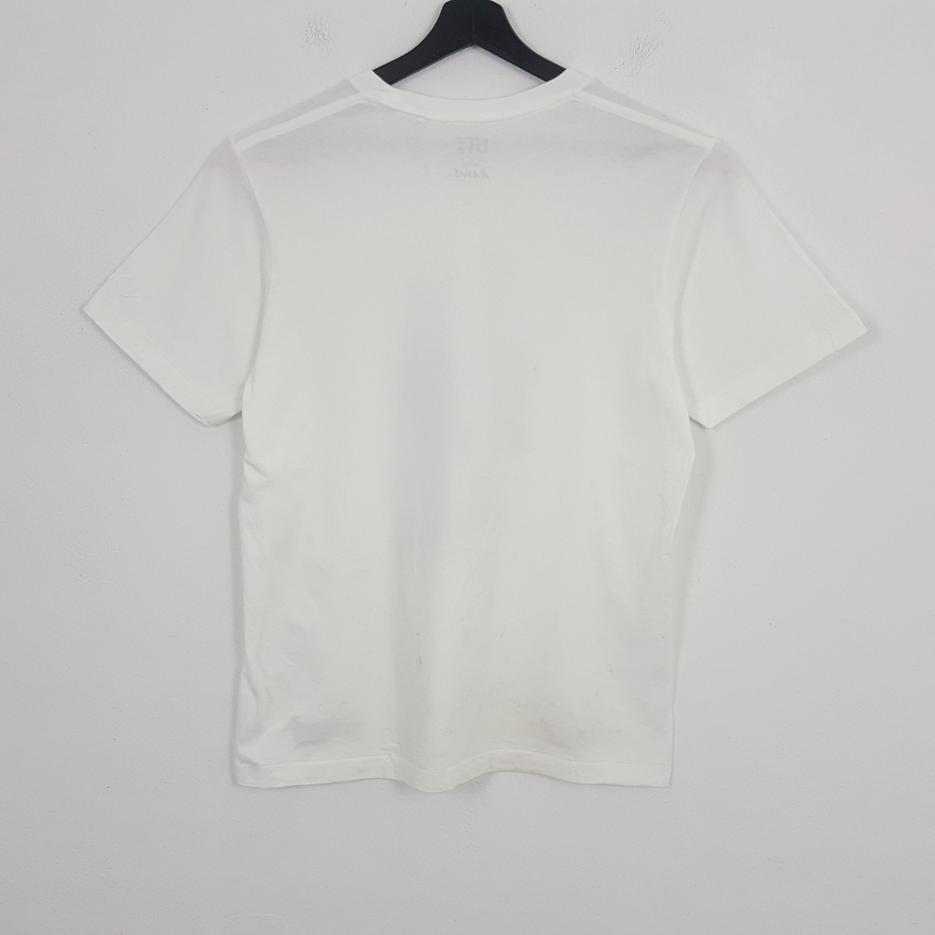 Japanese Brand × Kaws × Vintage KAWS x Japanese Brand Logo Design T-shirt Size US M / EU 48-50 / 2 - 3 Thumbnail
