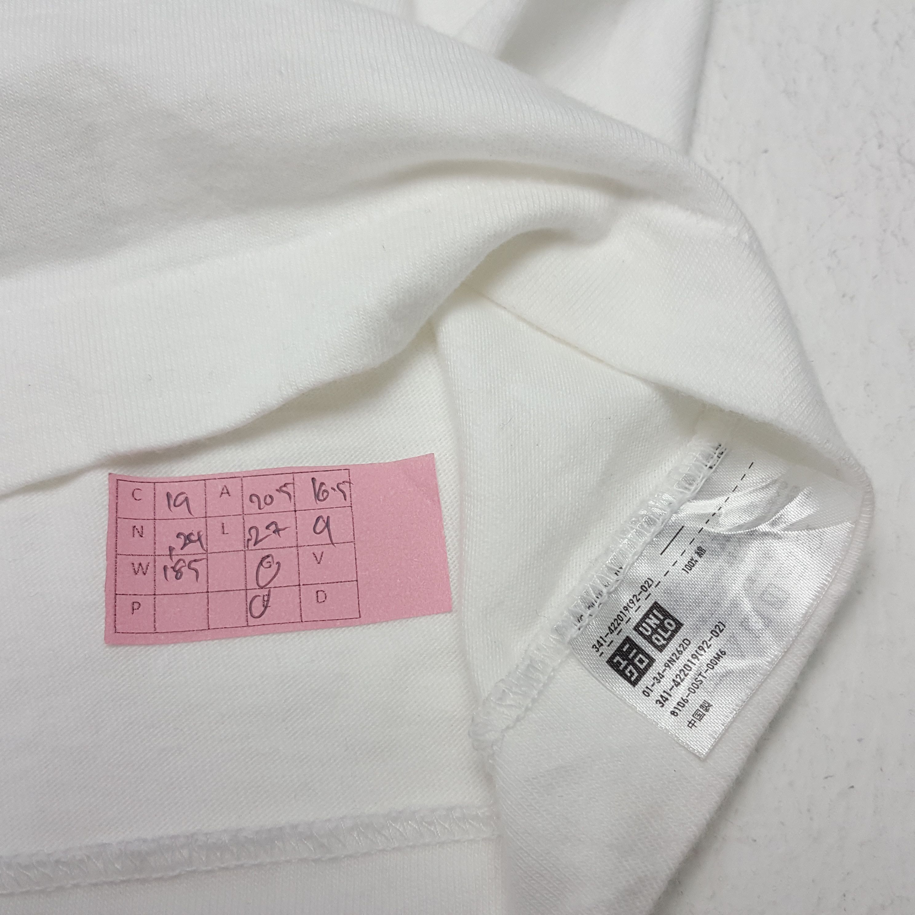 Japanese Brand × Kaws × Vintage KAWS x Japanese Brand Logo Design T-shirt Size US M / EU 48-50 / 2 - 5 Thumbnail