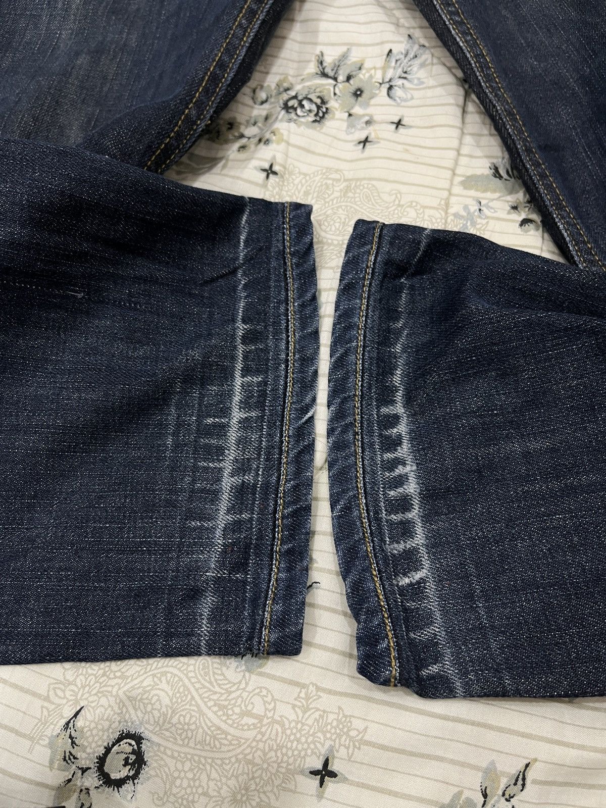 Evisu × Puma (Mmm)🔥STEALS🔥 EVISU X PUMA HYPEBEAST DENIM Size US 31 - 16 Thumbnail