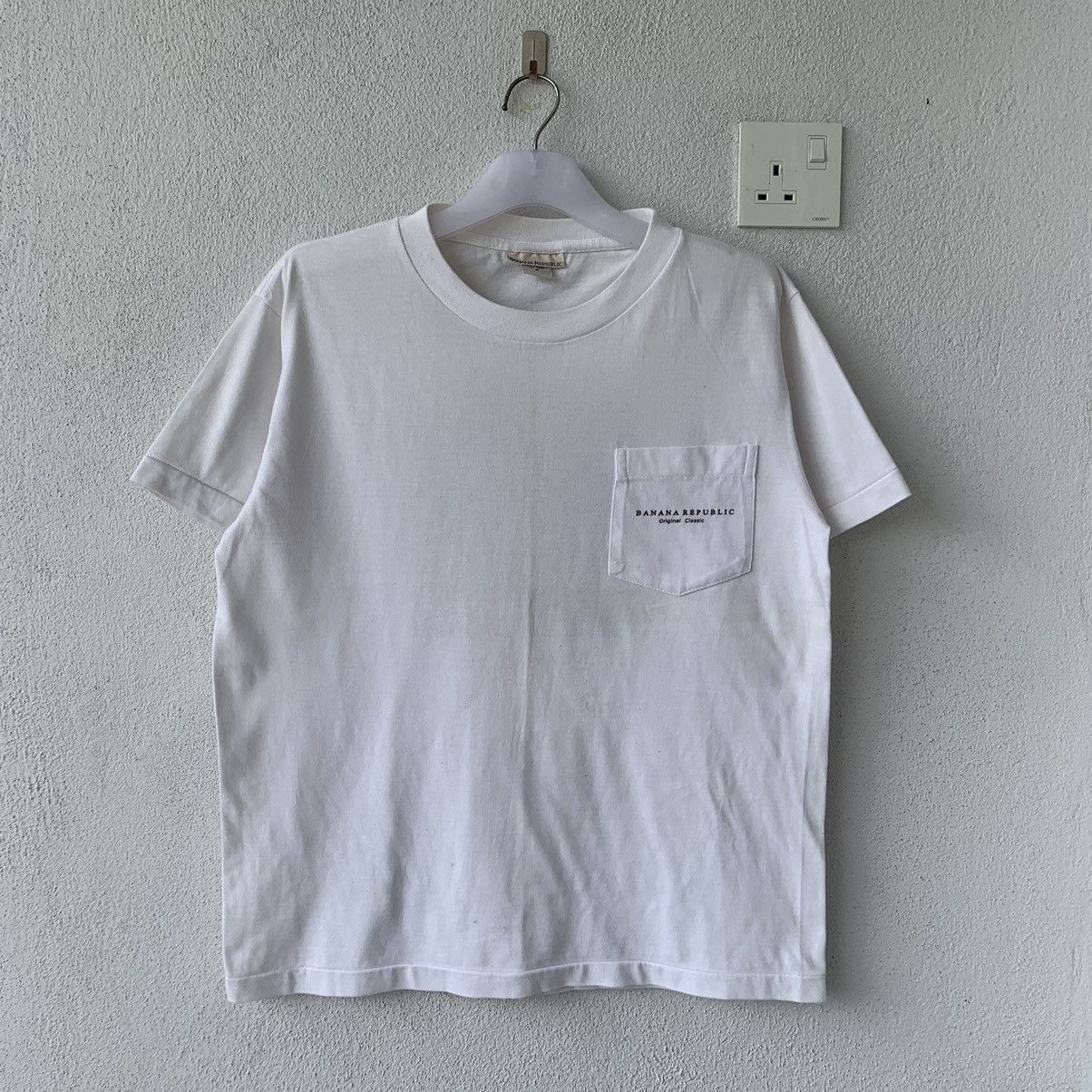 Banana Republic × Vintage BANANA REPUBLIC t shirt spell out animal design Size US M / EU 48-50 / 2 - 5 Thumbnail