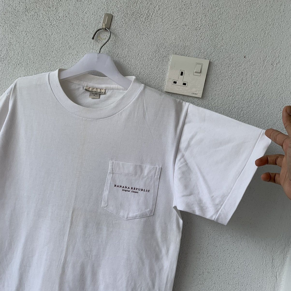 Banana Republic × Vintage BANANA REPUBLIC t shirt spell out animal design Size US M / EU 48-50 / 2 - 8 Thumbnail
