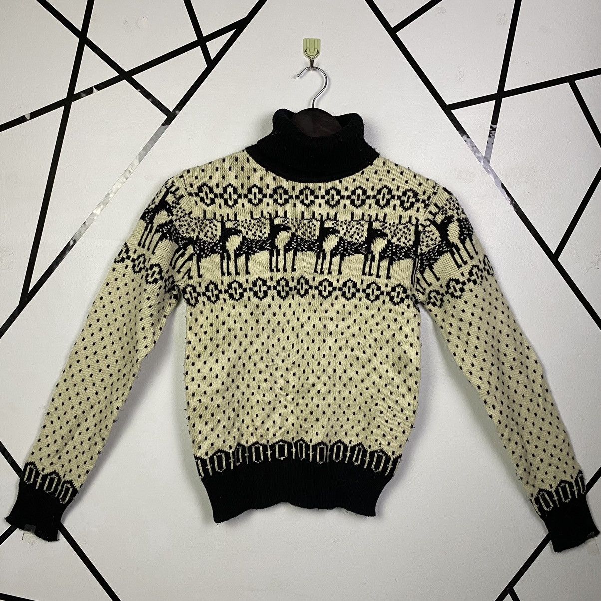 Aran Isles Knitwear × Japanese Brand × Vintage Vintage Create JapaneseBrand Native Knitwear Sweater Jumper Size XS / US 0-2 / IT 36-38 - 1 Thumbnail