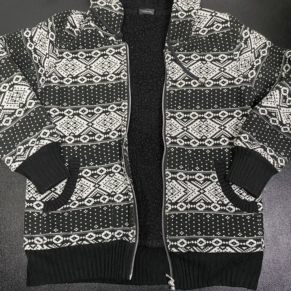 Japanese Brand × Vintage Vintage Full Print Native Zipper Hoodies Jacket Size M / US 6-8 / IT 42-44 - 4 Thumbnail