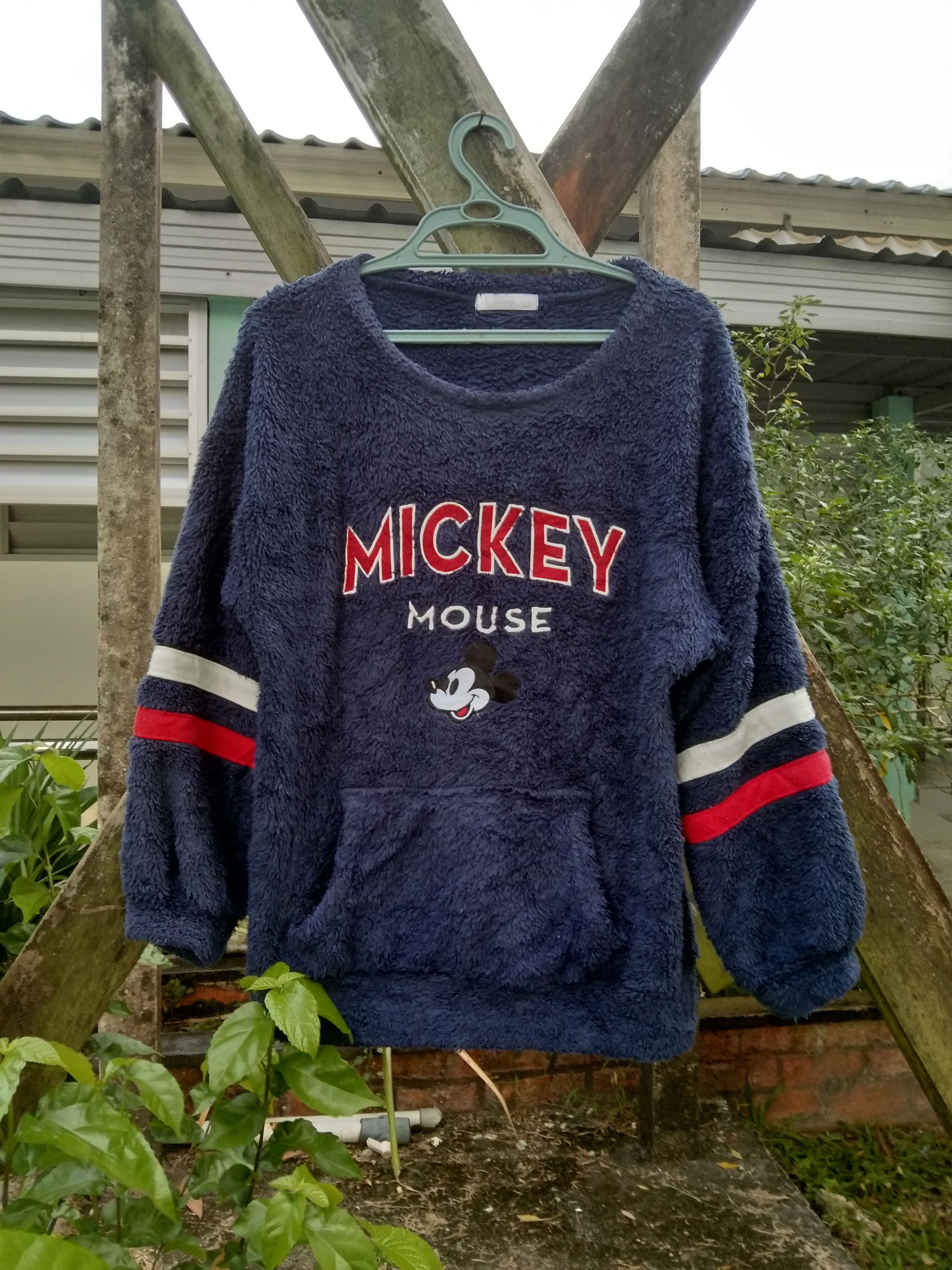Disney × Mickey Mouse MICKEY MOUSE DEEP PILE FLEECE SWEATSHIRT Size US M / EU 48-50 / 2 - 1 Thumbnail