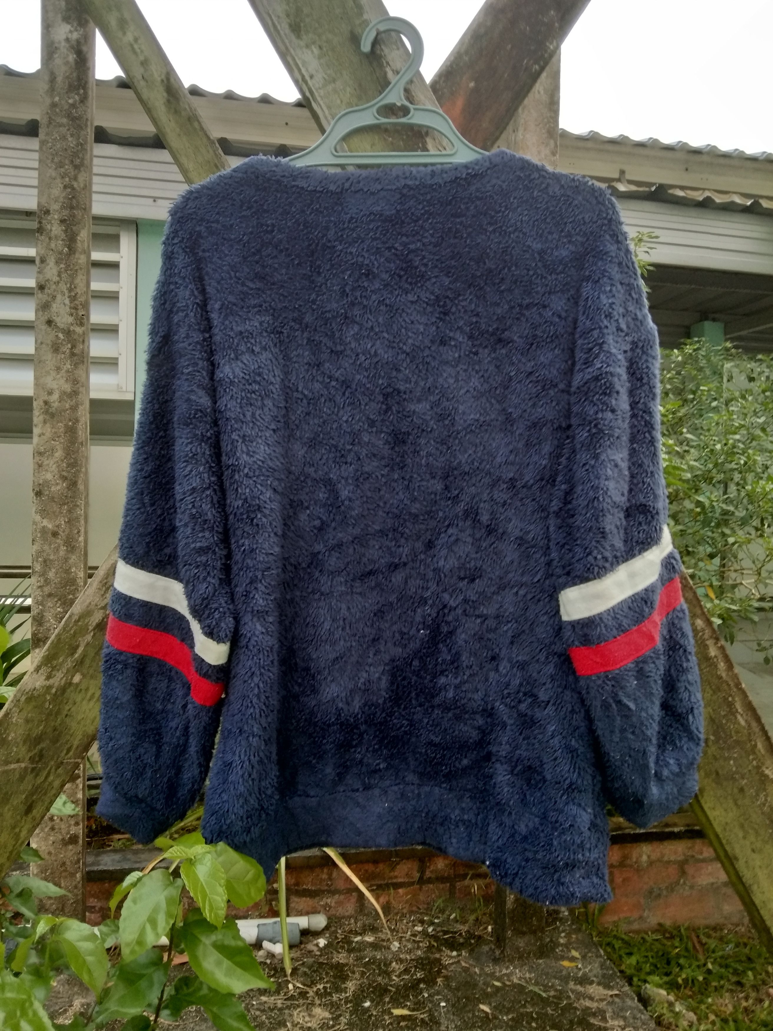 Disney × Mickey Mouse MICKEY MOUSE DEEP PILE FLEECE SWEATSHIRT Size US M / EU 48-50 / 2 - 2 Thumbnail