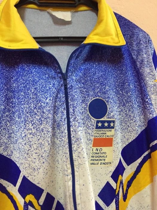Vintage Italy International soccer Home trainer Kit world cup 90's Size US L / EU 52-54 / 3 - 7 Thumbnail