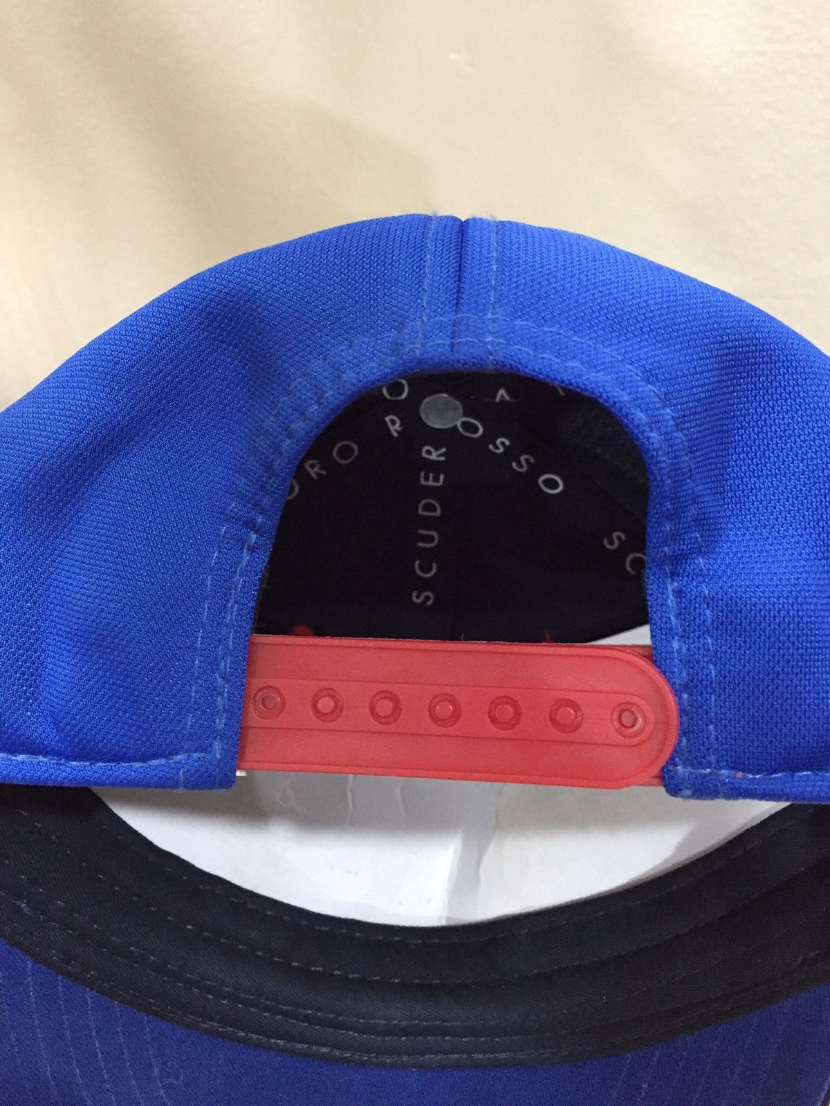 Red Bull Scuderia toro Rosso Red Bull official Motorsports snapback Size ONE SIZE - 4 Thumbnail
