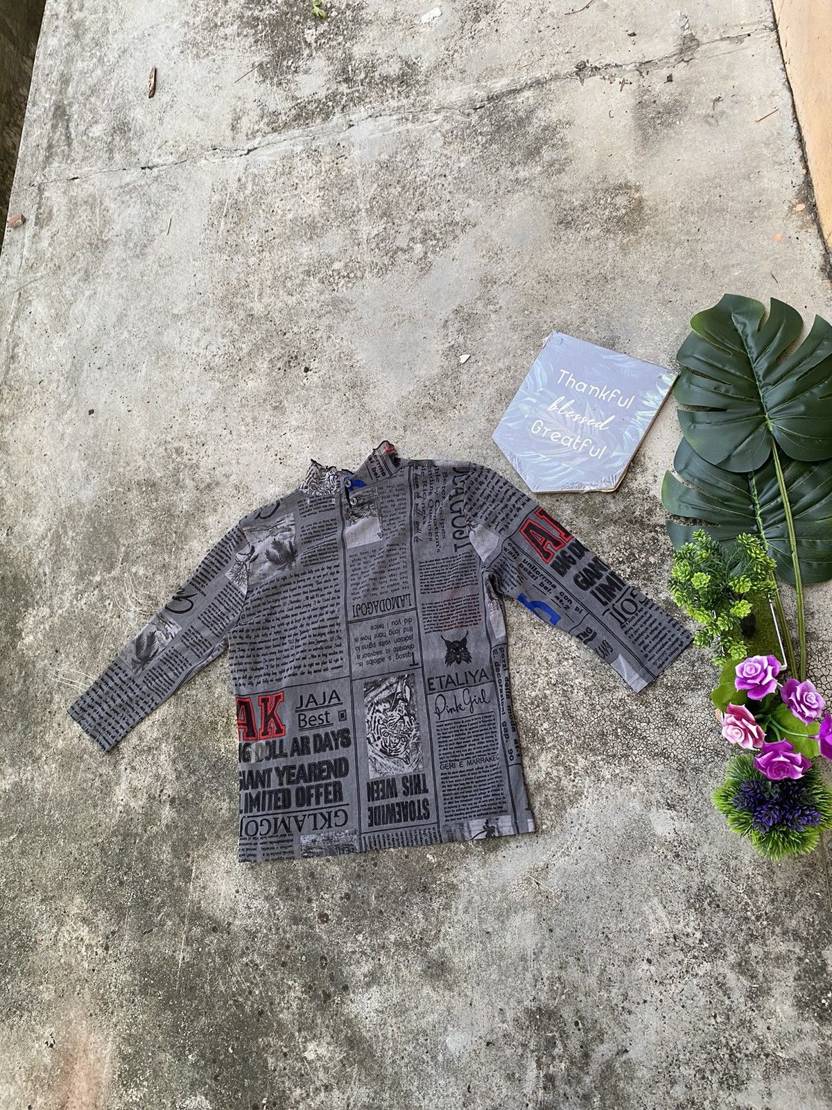 Japanese Brand × Vintage Vintage Full Printed Spell Out Naked Mash Tee Size S / US 4 / IT 40 - 3 Thumbnail