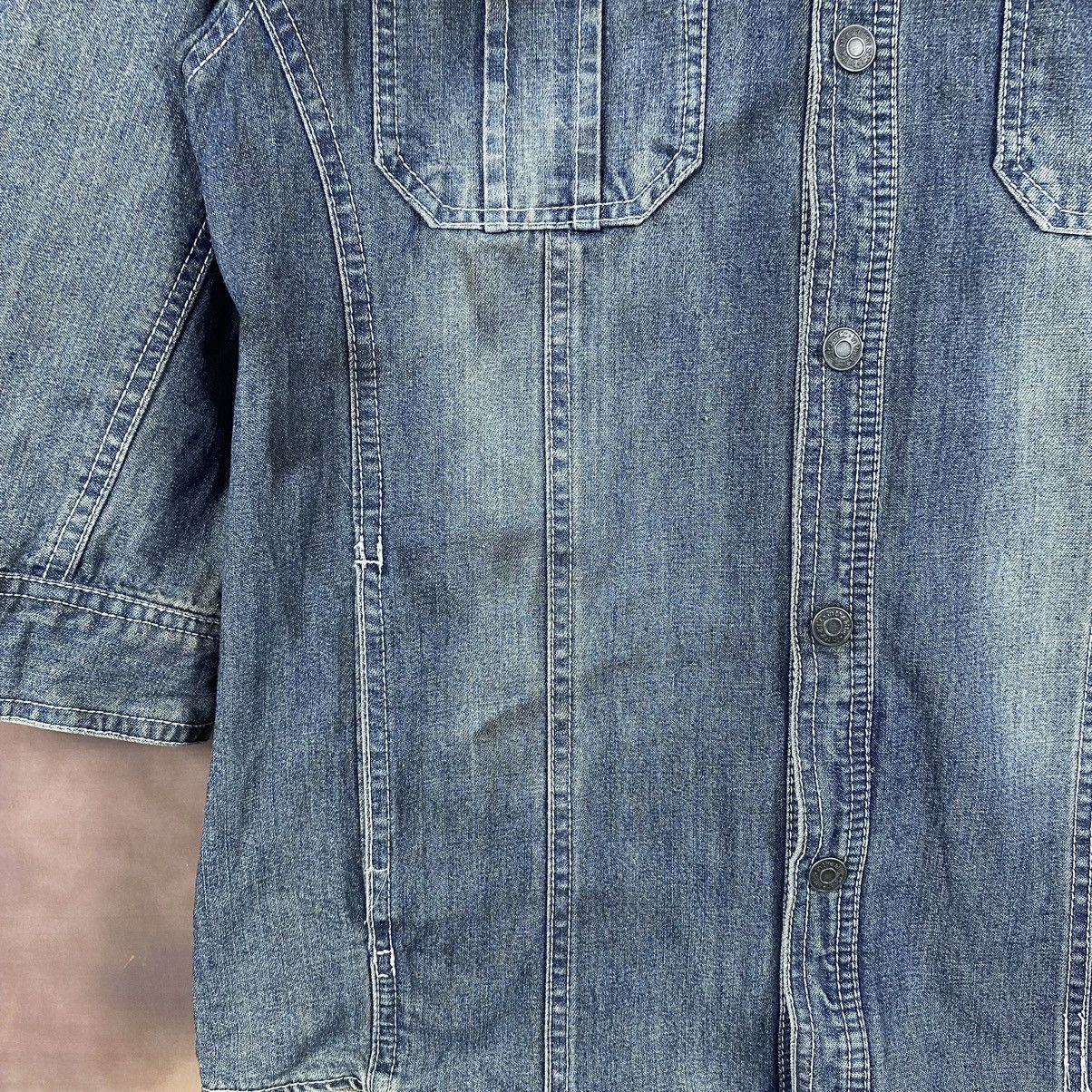 In The Attic × Japanese Brand × Vintage Vintage In The Attic SpellOut Light Denim Jacket Size L / US 10 / IT 46 - 10 Thumbnail