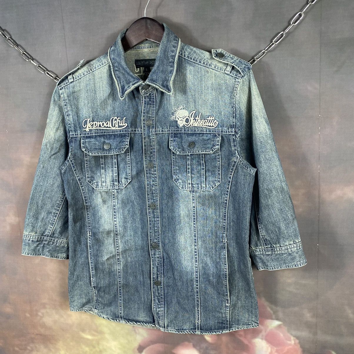 In The Attic × Japanese Brand × Vintage Vintage In The Attic SpellOut Light Denim Jacket Size L / US 10 / IT 46 - 4 Thumbnail