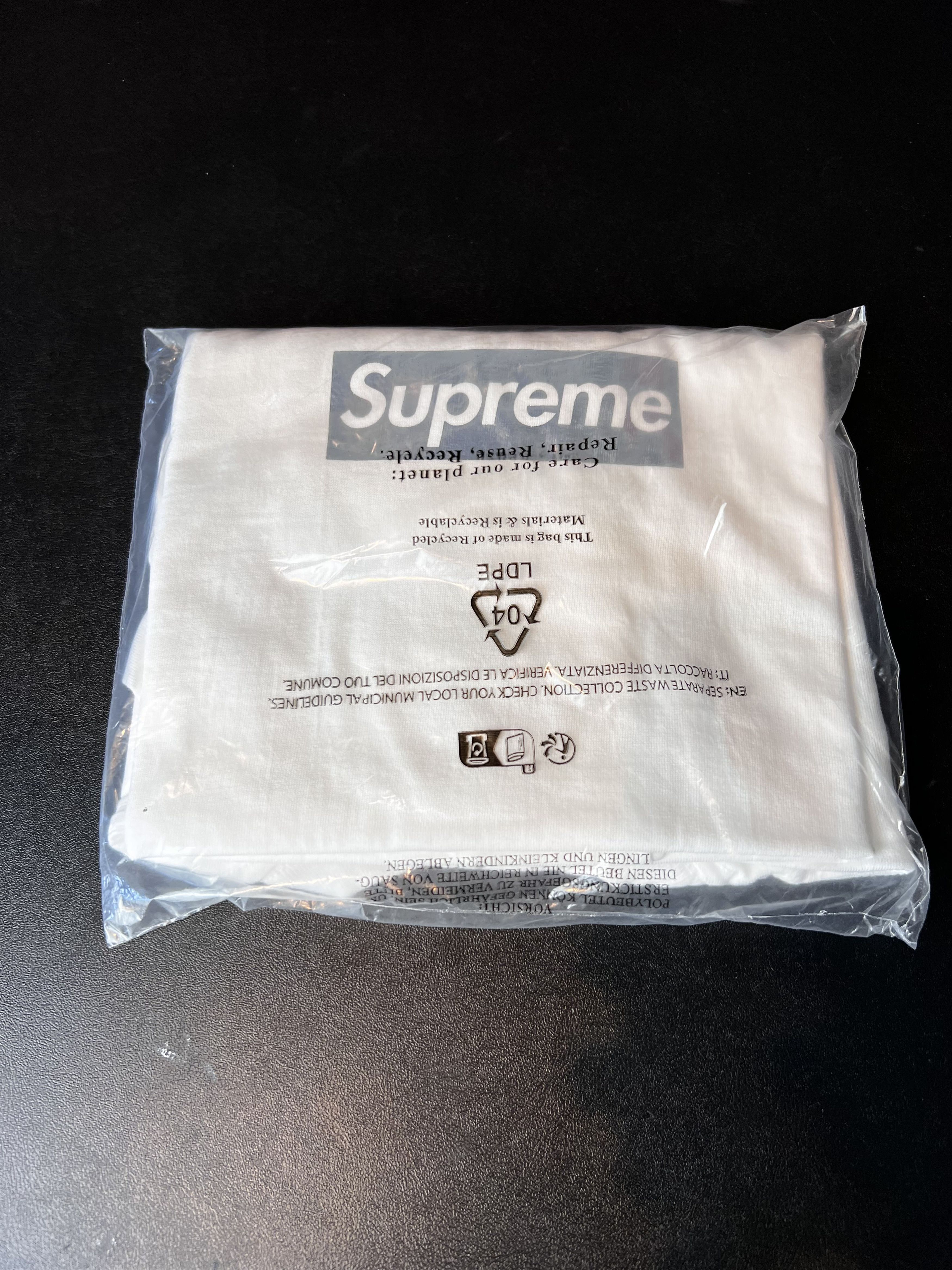 Supreme Chicago Box Logo Tee - White – Grails SF