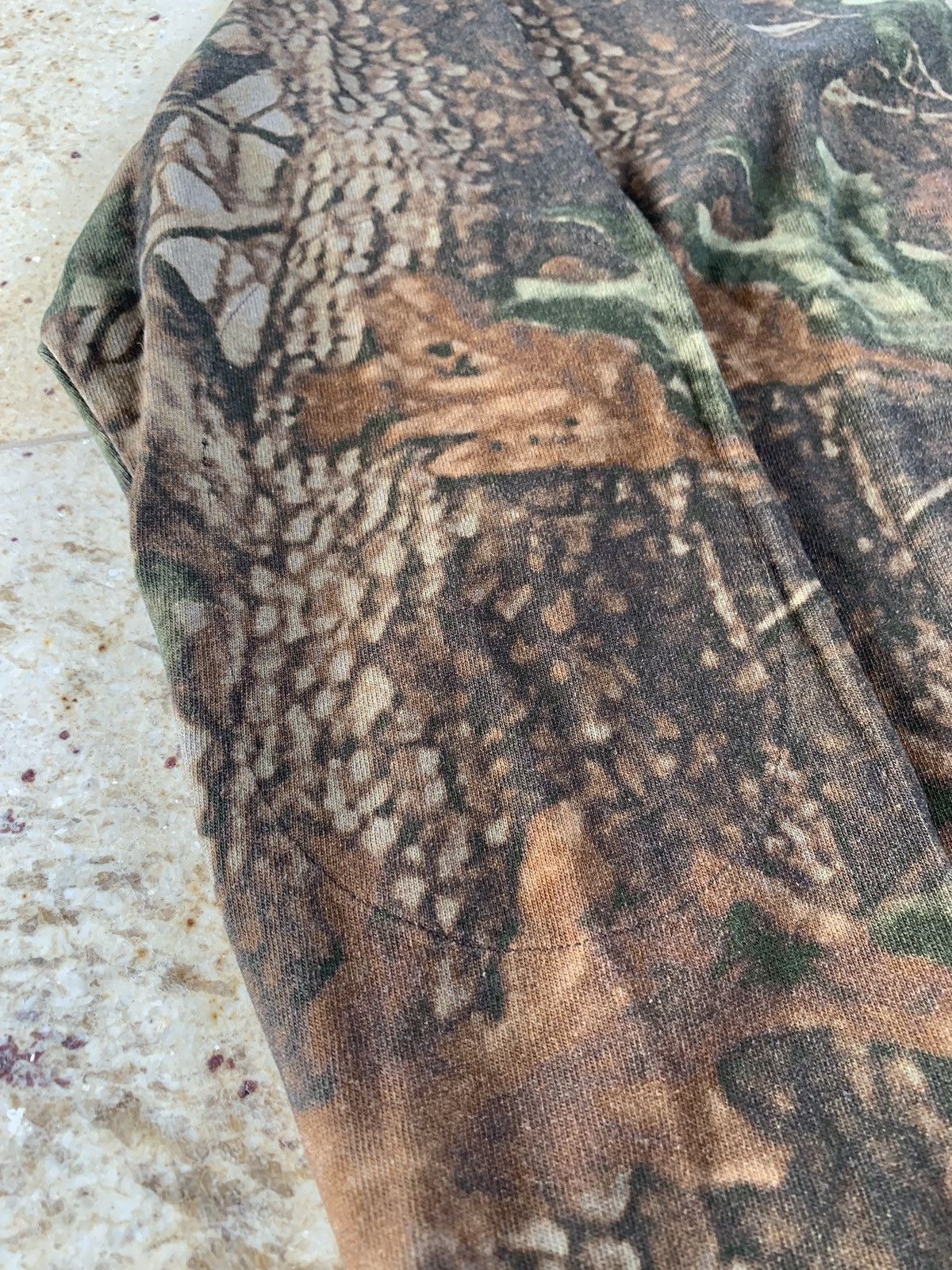 Yeezy Leaf Camo Back Zipper Pouch LS Tee Size US M / EU 48-50 / 2 - 8 Thumbnail