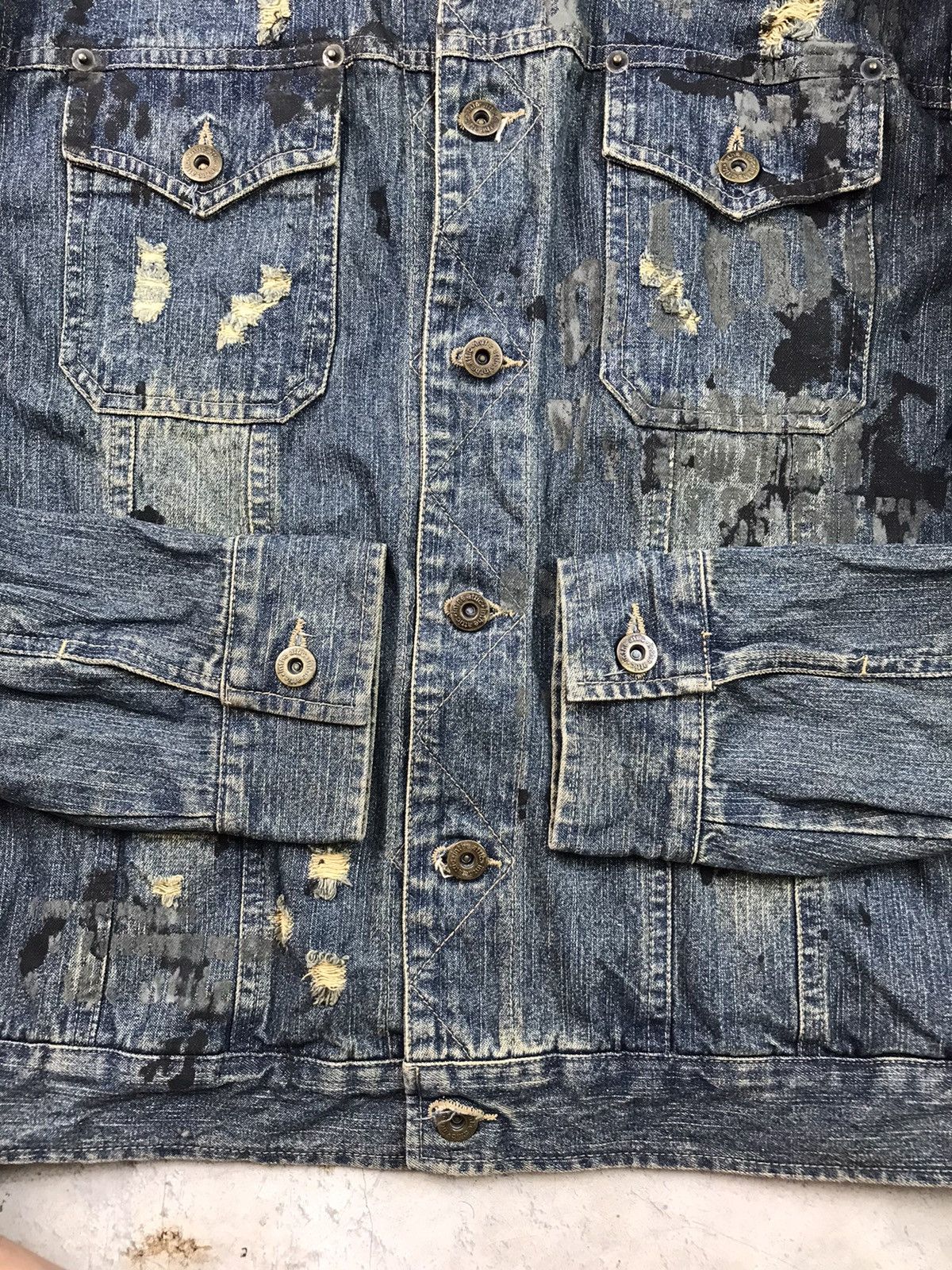 In The Attic IN THE ATTIC ART DISTRESSED DENIM JACKET Size US L / EU 52-54 / 3 - 11 Thumbnail
