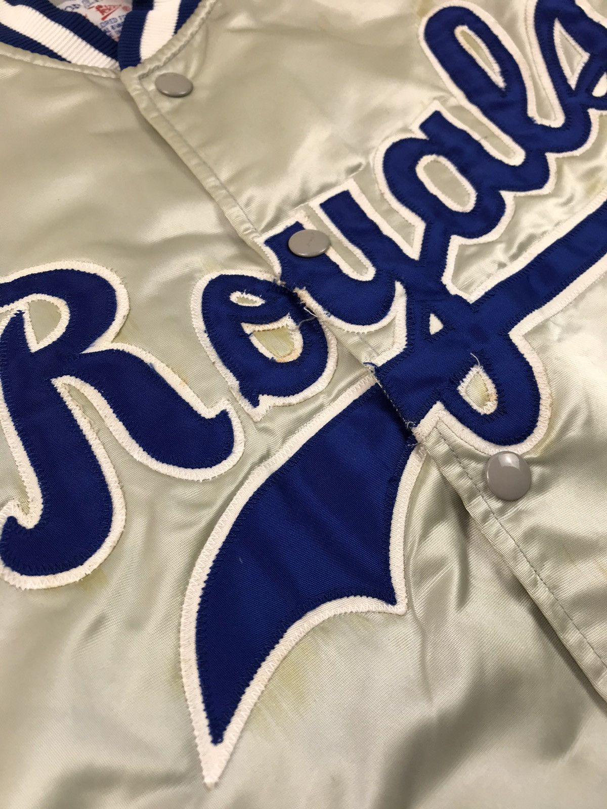 MLB × Vintage 🔥VINTAGE 80s KANSAS CITY ROYALS MLB STARTER SATIN FELCO Size US M / EU 48-50 / 2 - 6 Thumbnail