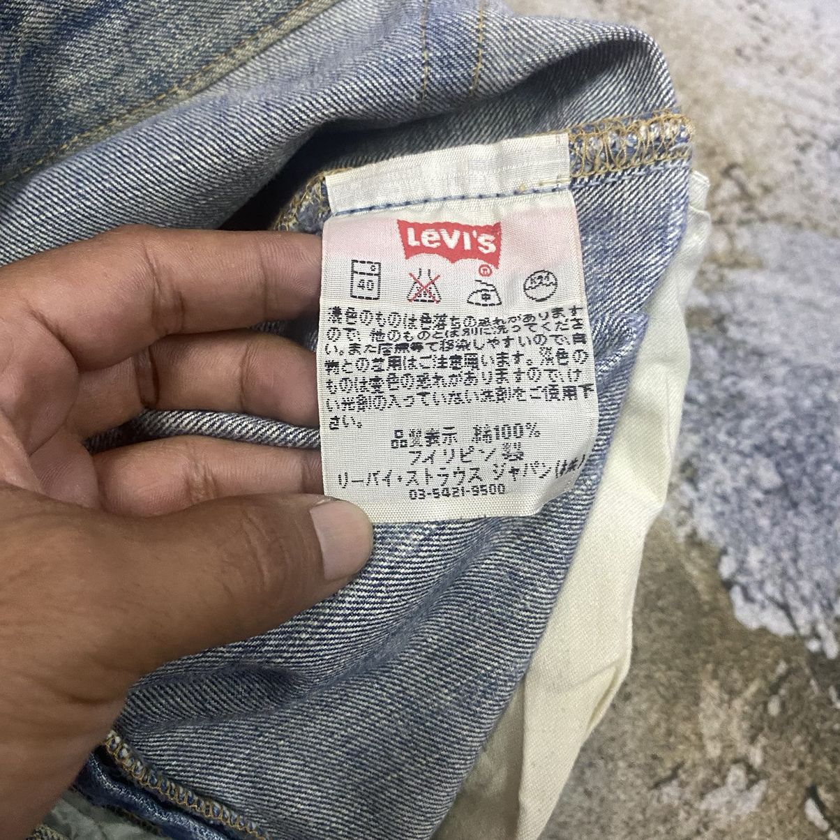Levi's Vintage Clothing Vintage Levis 501 70s California Light Washed Denim Jeans Size US 31 - 9 Thumbnail