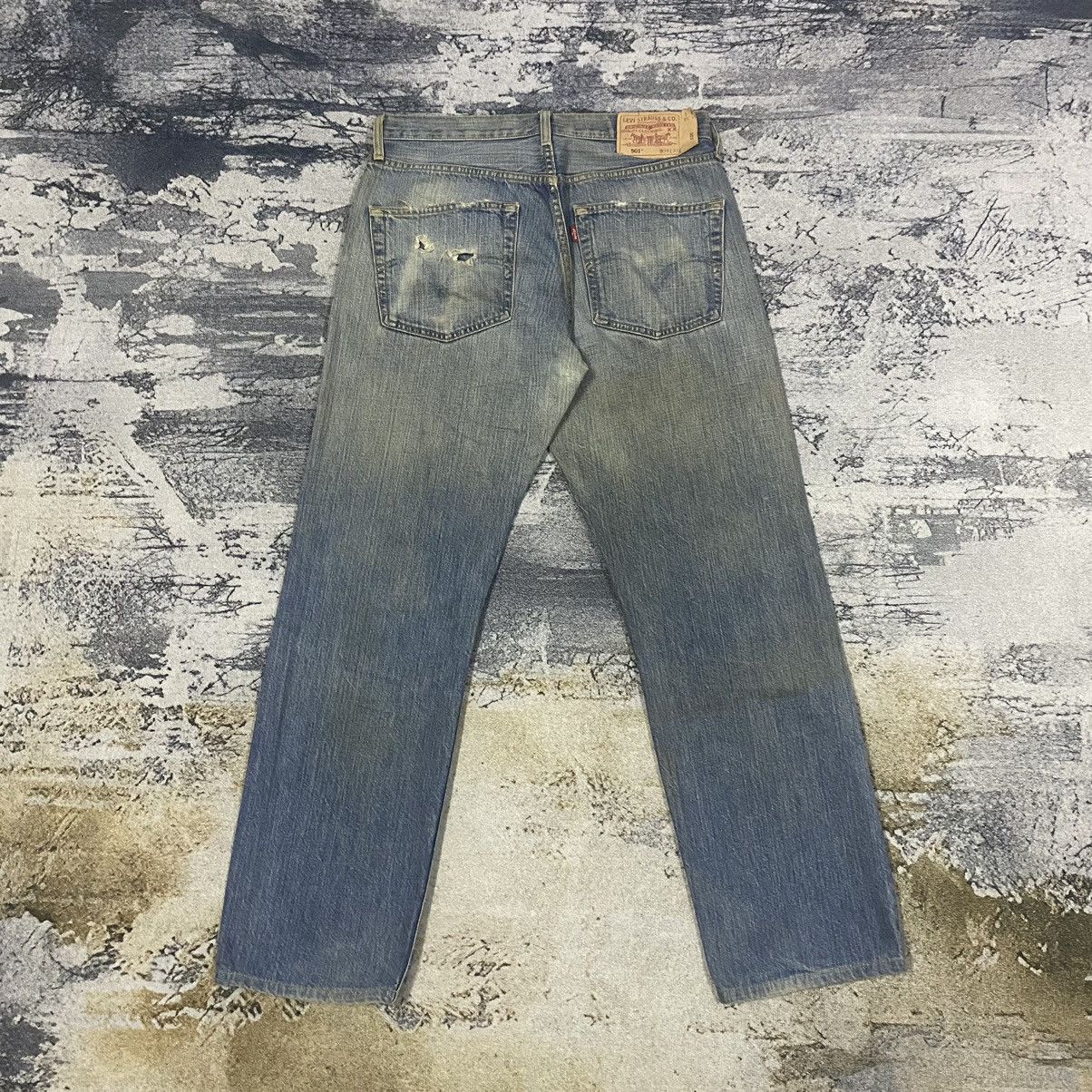 Levi's Vintage Clothing Vintage Levis 501 70s California Light Washed Denim Jeans Size US 31 - 11 Thumbnail