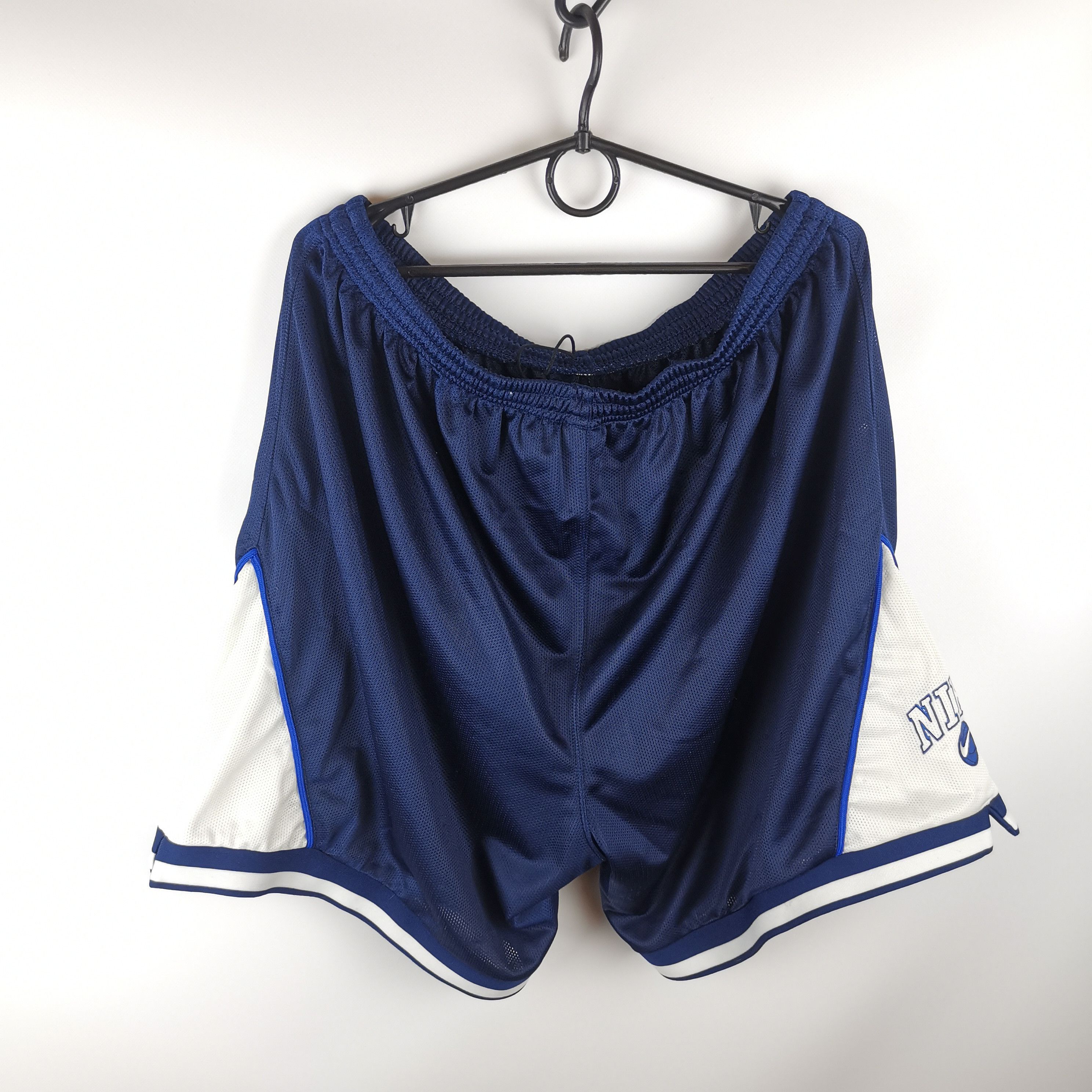 Nike Nike vintage early 90s swoosh logo basketball shorts Size US 38 / EU 54 - 2 Thumbnail