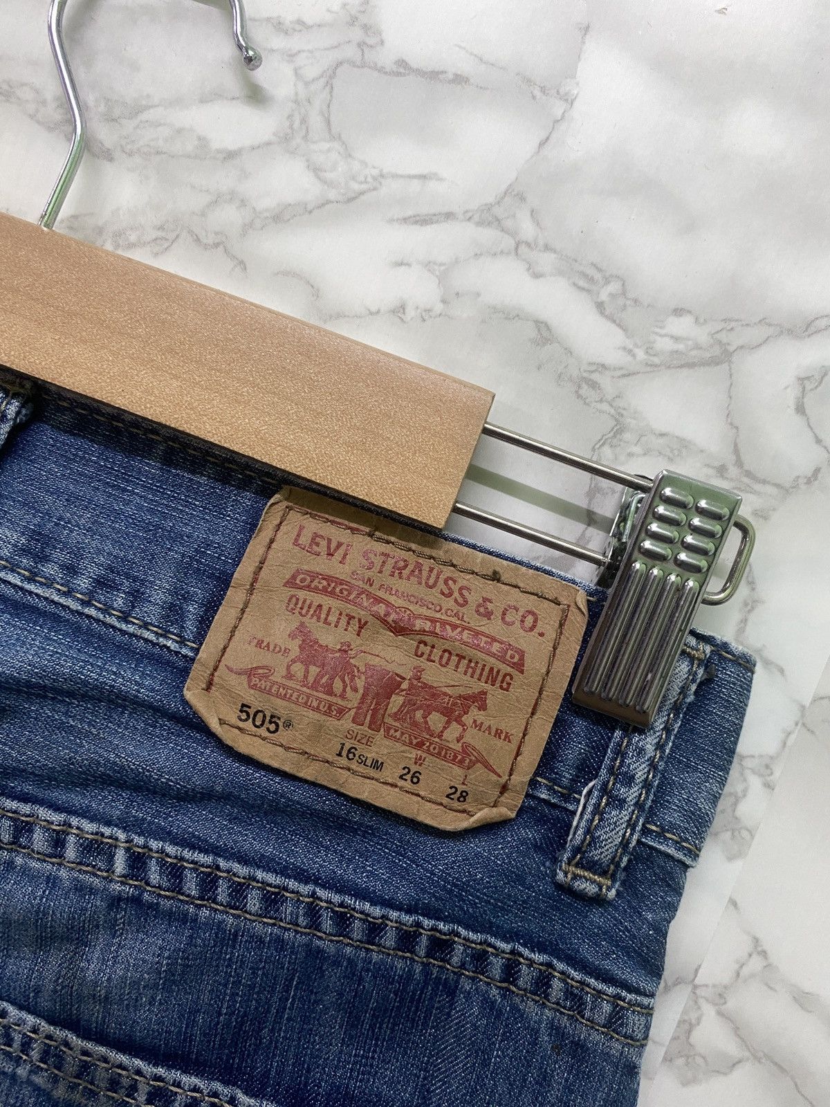 Levi's Vintage LEVIS 505 Blue Slim Distressed Jeans - L7 Size US 26 / EU 42 - 12 Thumbnail