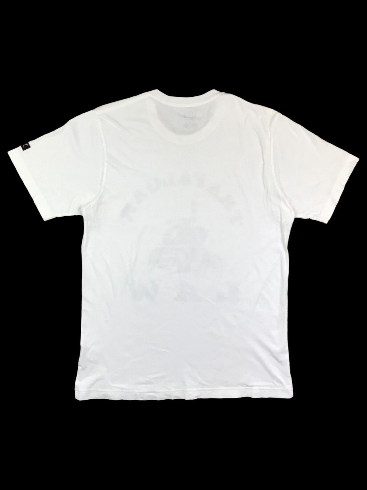 Anime UNIQLO ONE PIECE TRAFALGAR. LAW T-SHIRT Size US L / EU 52-54 / 3 - 8 Thumbnail