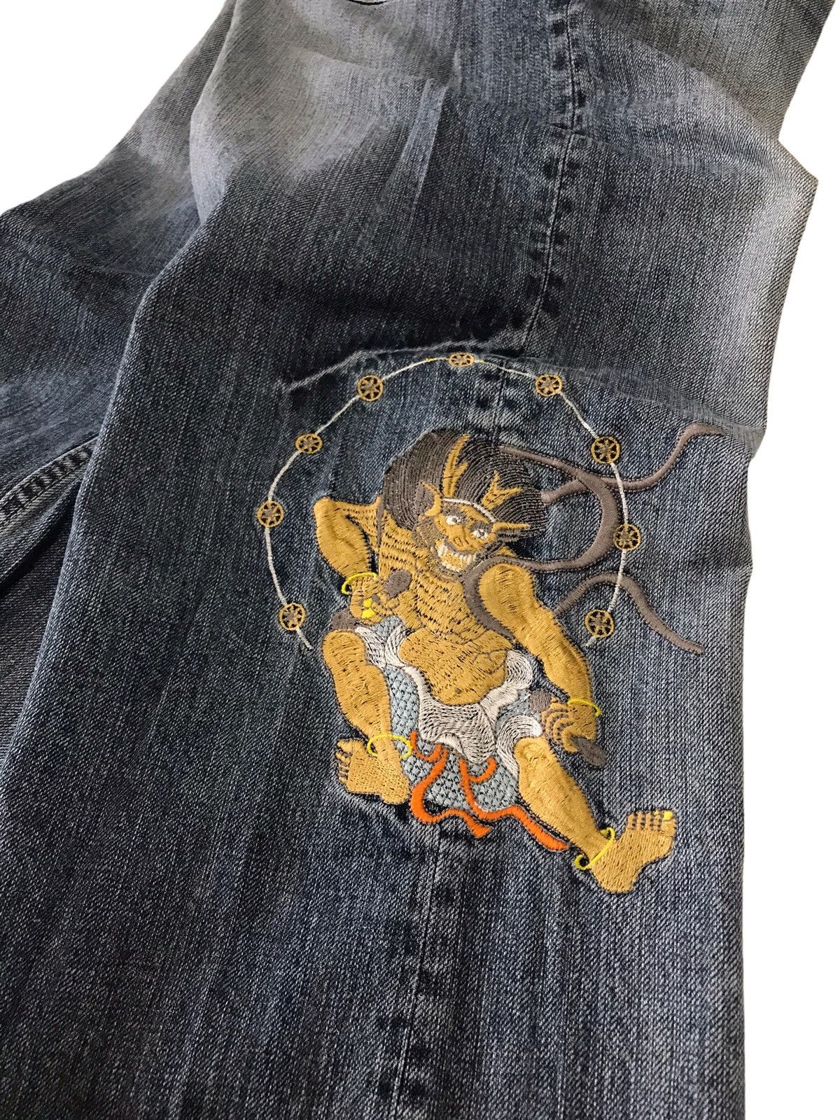 Japanese Brand 💥RAIIJIN💥 Japanese God Embroidery Distressed Denim Pant Size US 31 - 13 Thumbnail