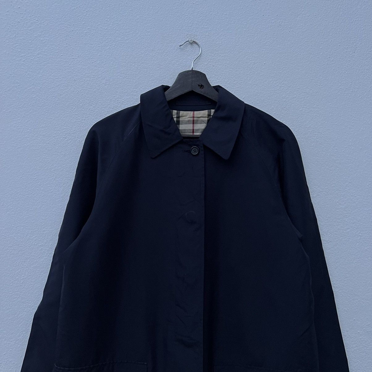Burberry RARE BURBERRY LONDON MADE IN ENGLAND NOVA CHECK LINING Size US M / EU 48-50 / 2 - 4 Thumbnail