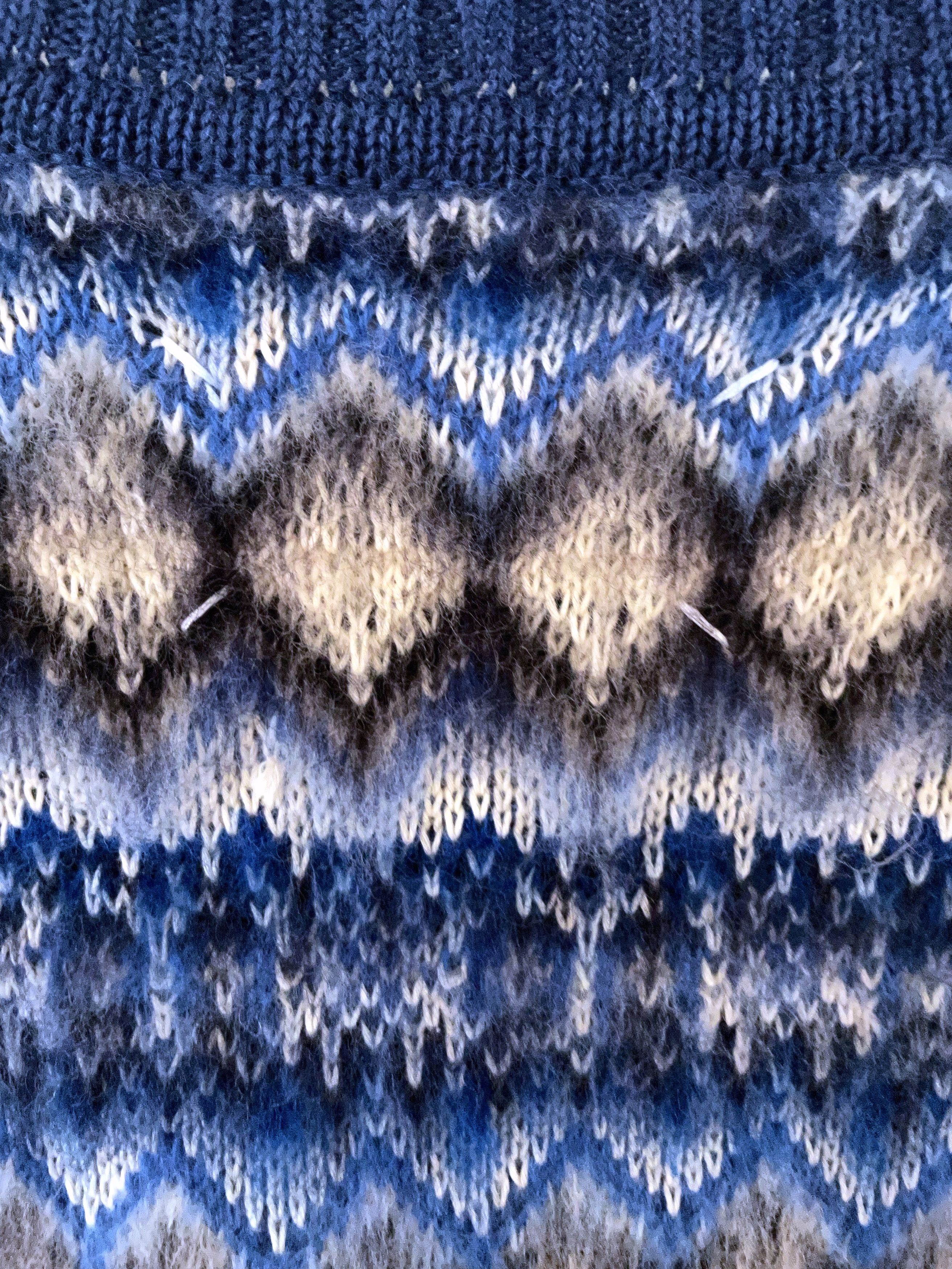 Maison Margiela NEW DISTRESSED FAIR ISLE CROPPED WOOL SWEATER Size US M / EU 48-50 / 2 - 7 Thumbnail