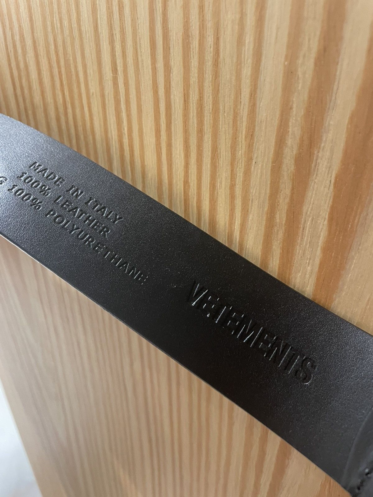 Vetements NWT GRAIL DEMNA LEVI'S x VETEMENTS LEATHER EXTRA LONG BELT Size ONE SIZE - 12 Thumbnail
